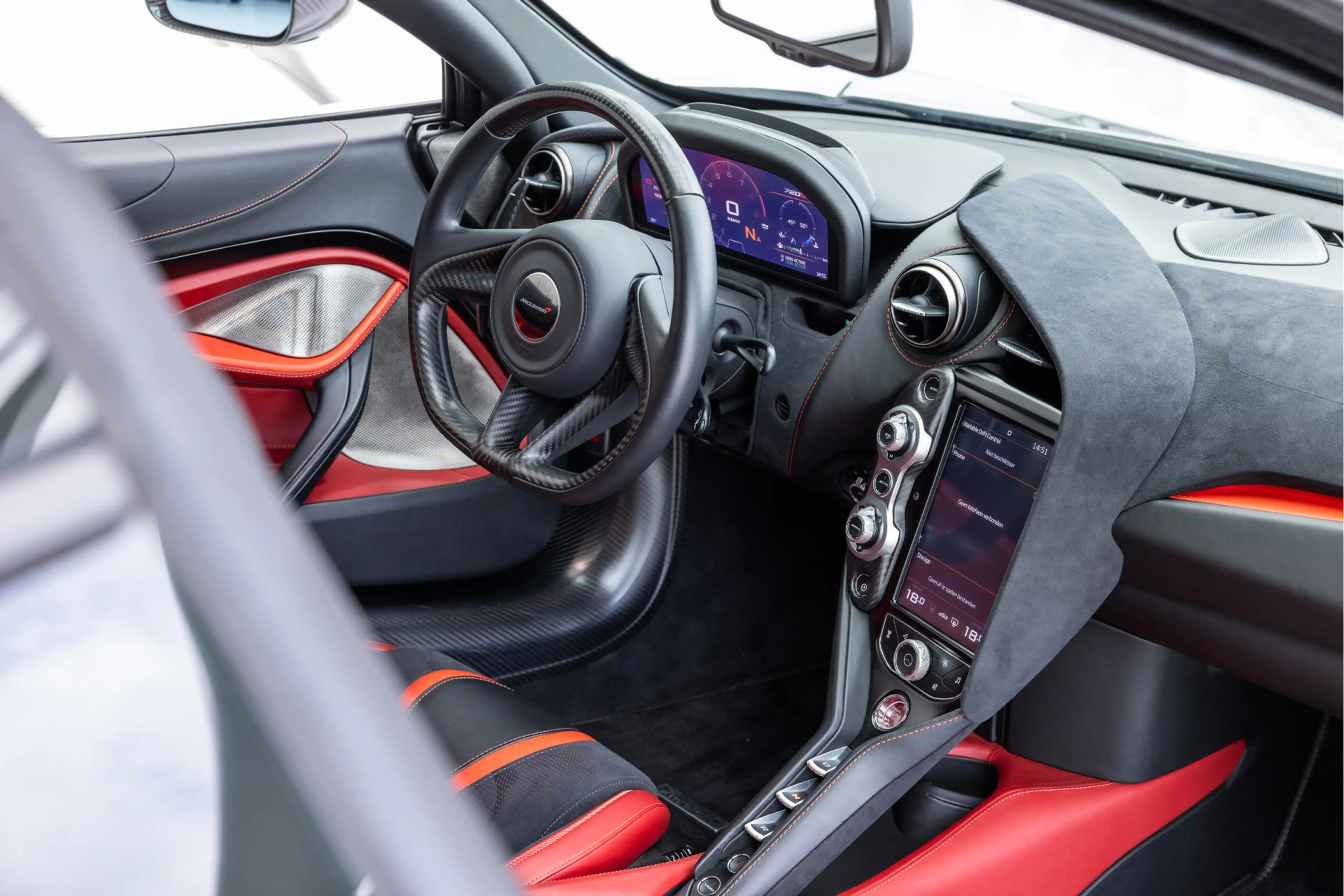 McLaren 720S 4.0 V8 | MSO Paint | Gorilla Glass | Performace | — photo 13