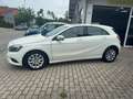 Mercedes-Benz A 180 A 180 BlueEfficiency Weiß - thumbnail 1
