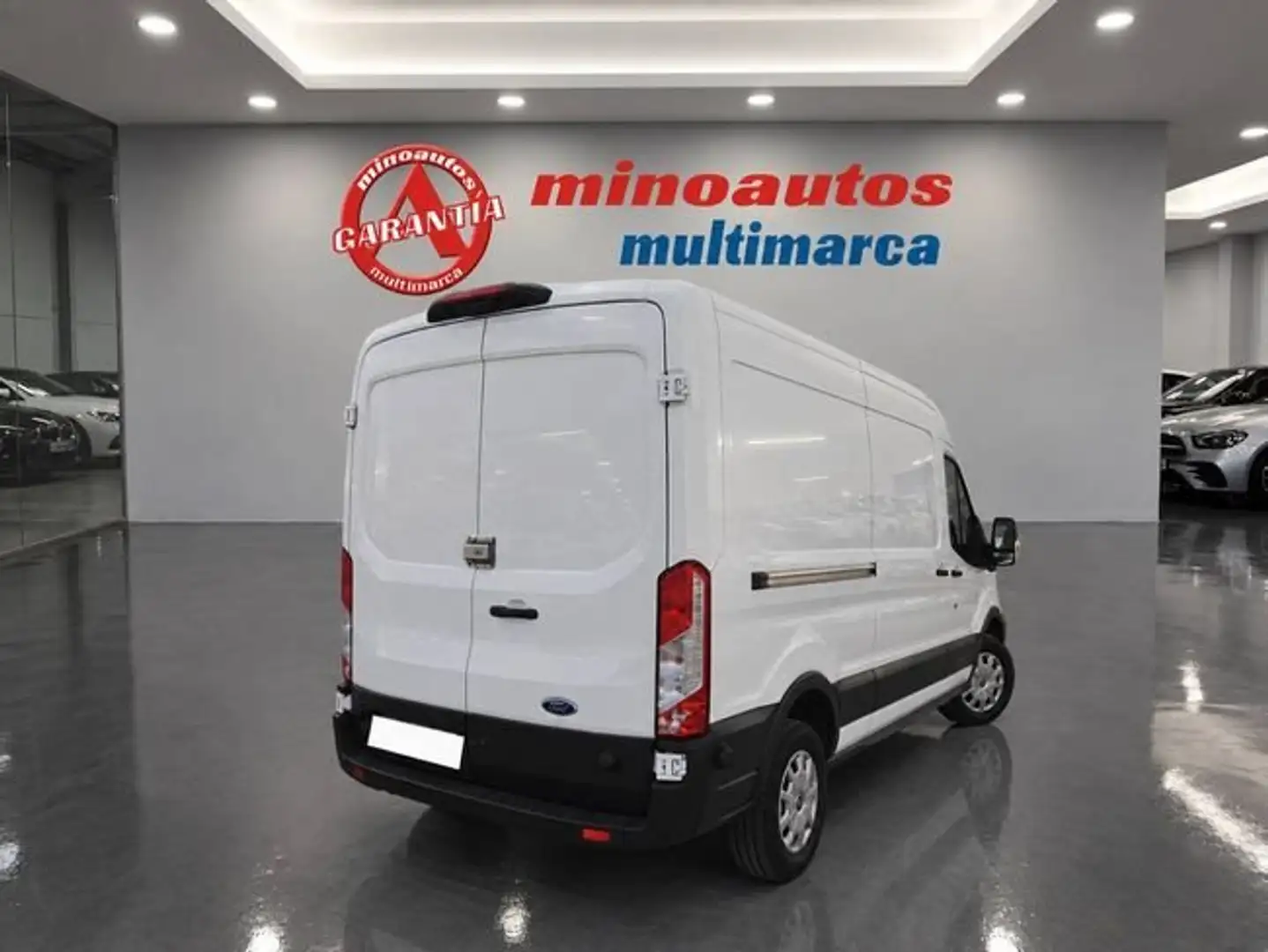 Ford Transit FURGÓN 100% ELÉCTRICO 350 L3H2 RWD 184 C Blanco - 2