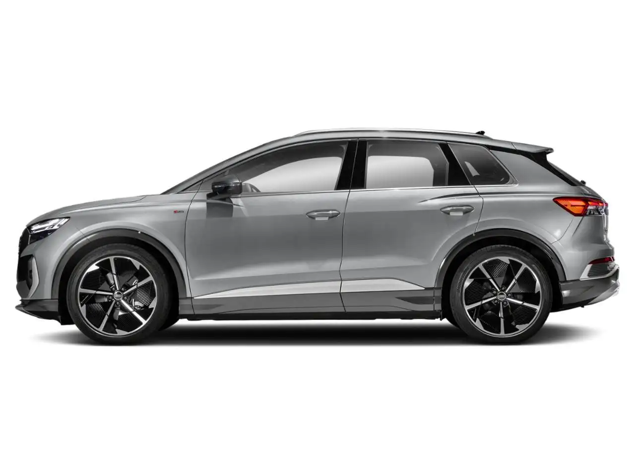 Audi Q4 e-tron photo Audi Q4 e-tron