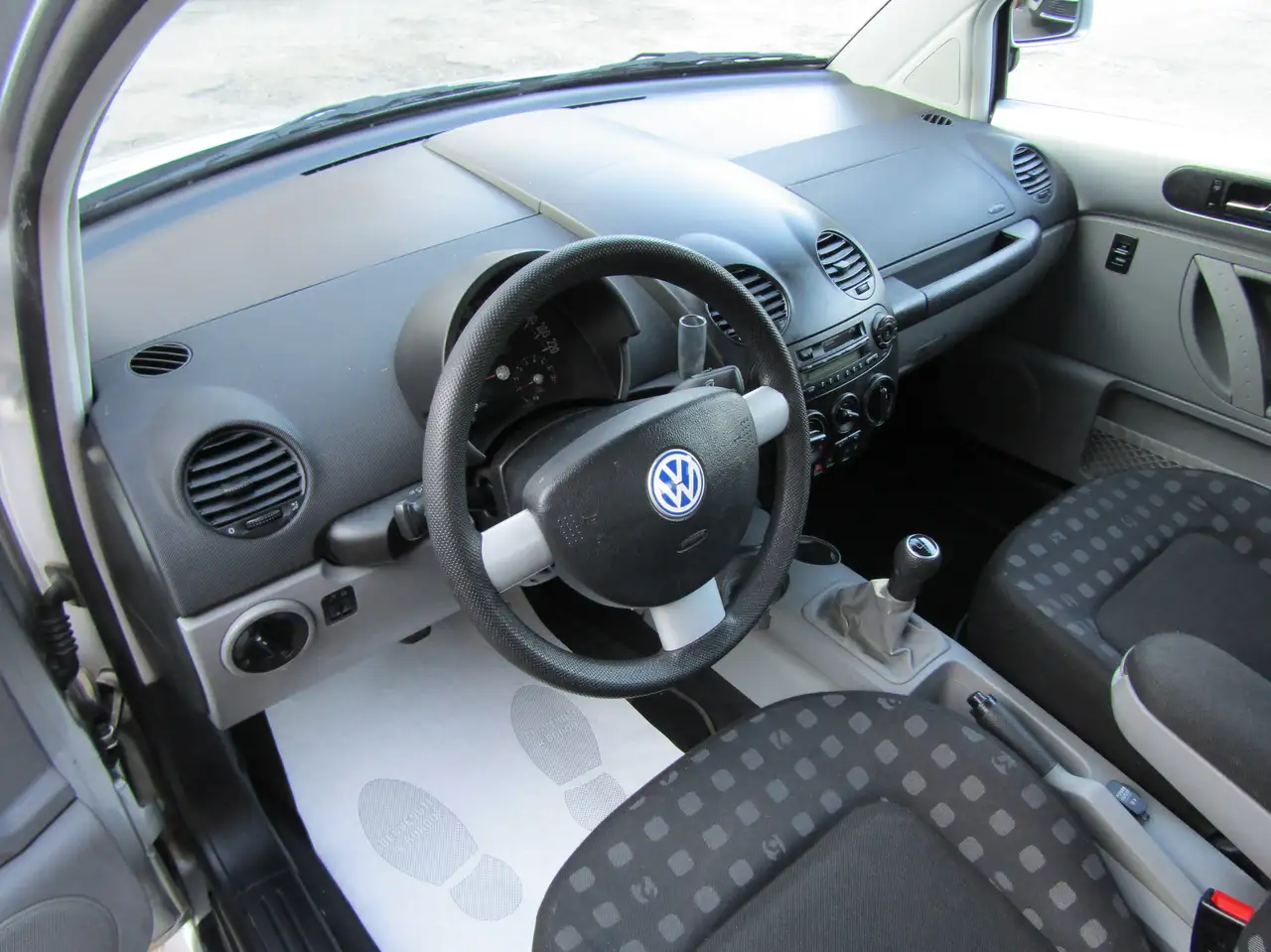 Volkswagen New Beetle 2.0 MANUALE * 128.000 KM REALI *, foto 7