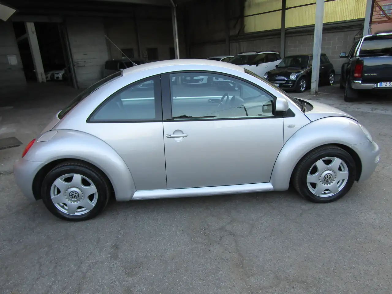 Volkswagen New Beetle 2.0 MANUALE * 128.000 KM REALI *, foto 4