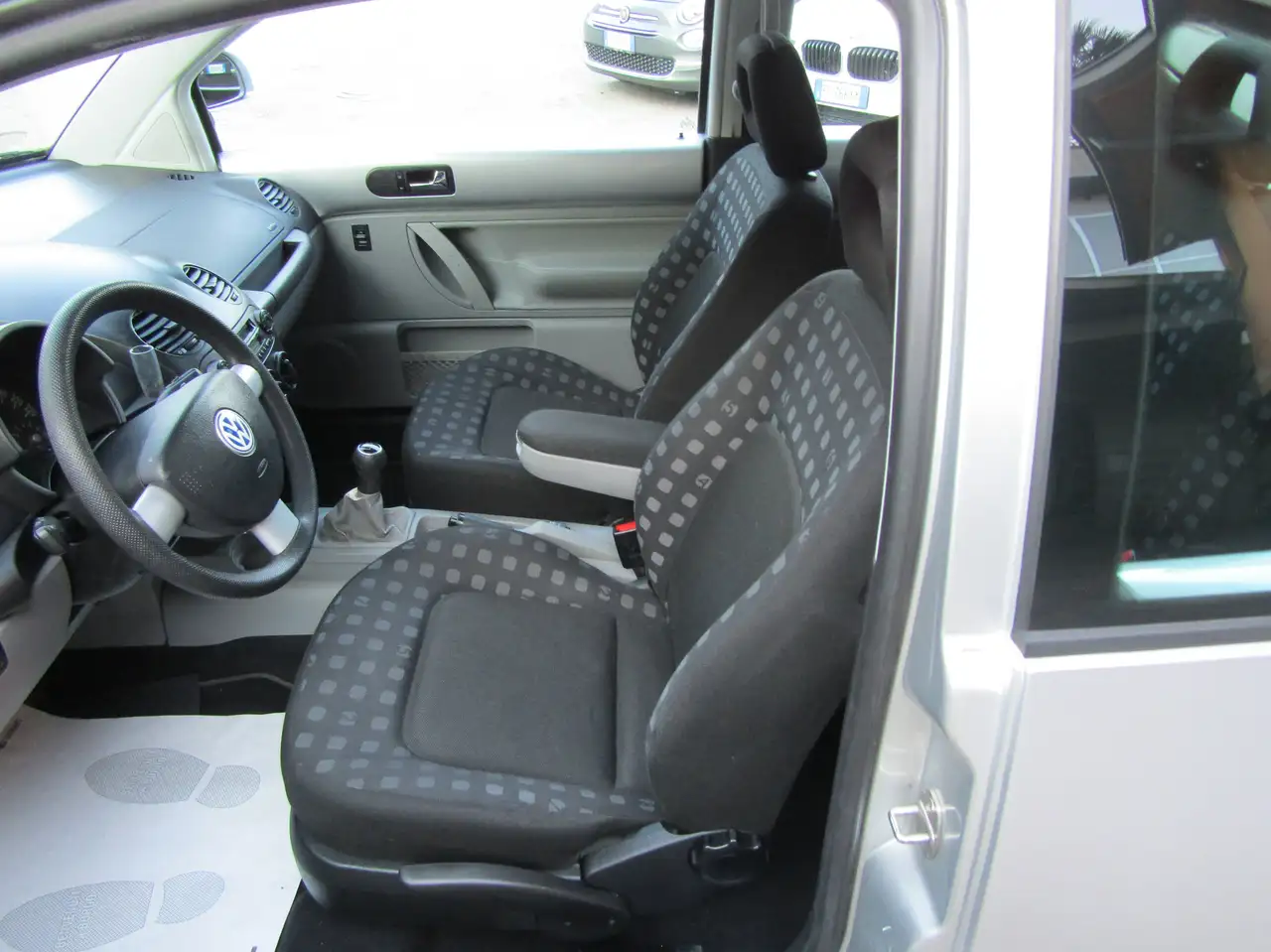 Volkswagen New Beetle 2.0 MANUALE * 128.000 KM REALI *, foto 8