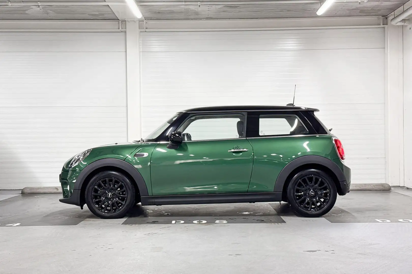 MINI Cooper 3-deurs Chili | Park Distance Control | AppleCarpl Groen - 2