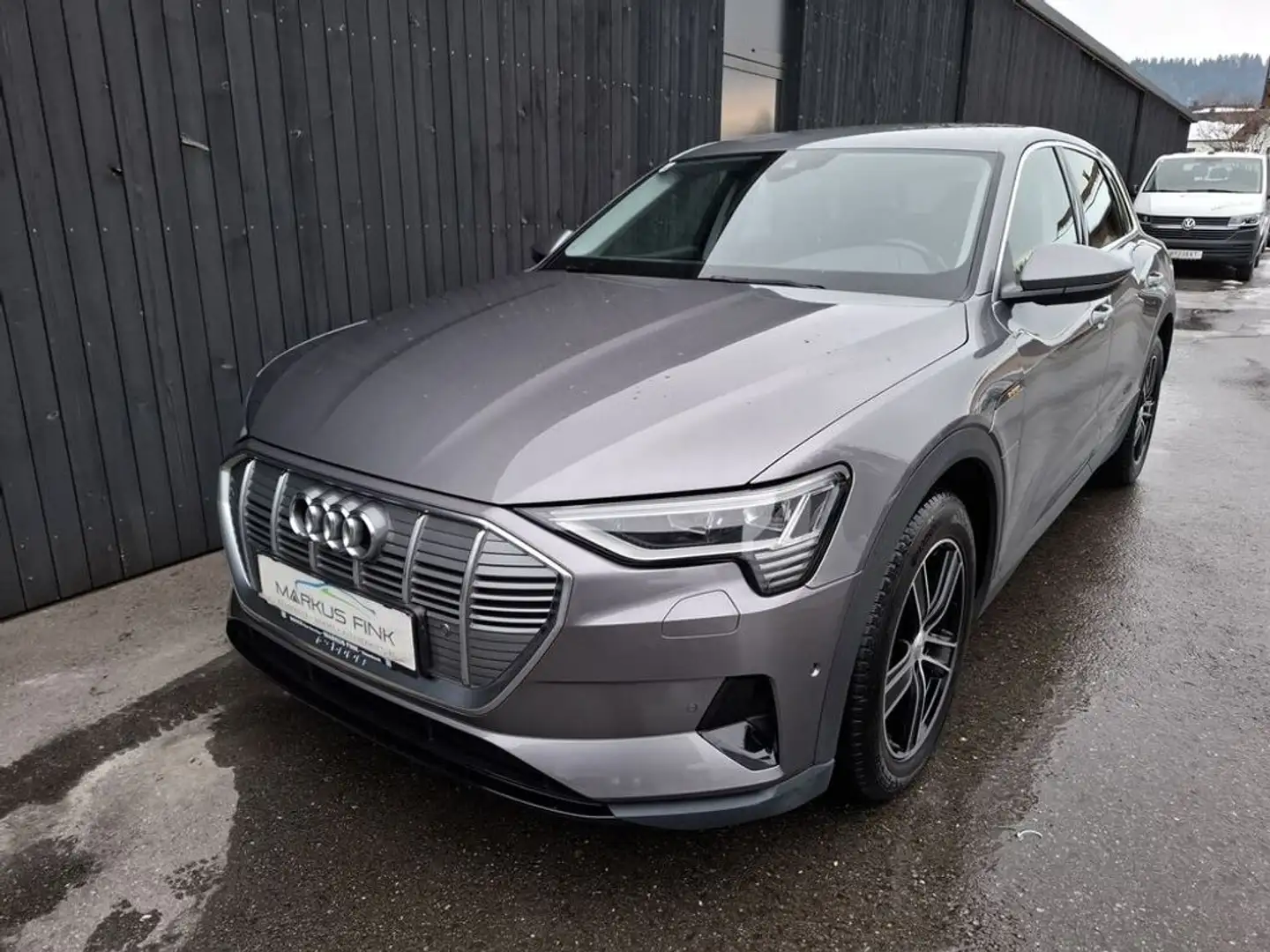 Audi e-tron 50 quattro basis Grau - 1