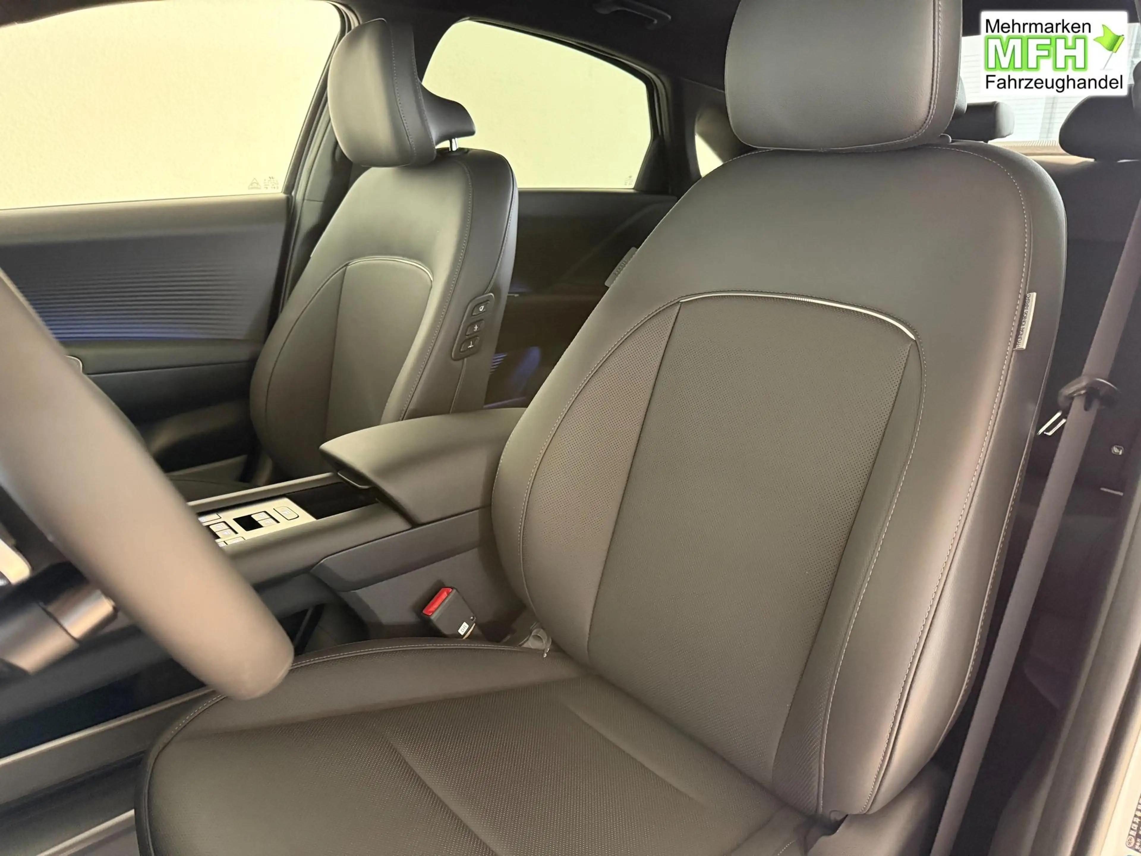 Hyundai IONIQ Top Line Long Range 77,4 kWh 4WD 239 kW (325 PS... — photo 9