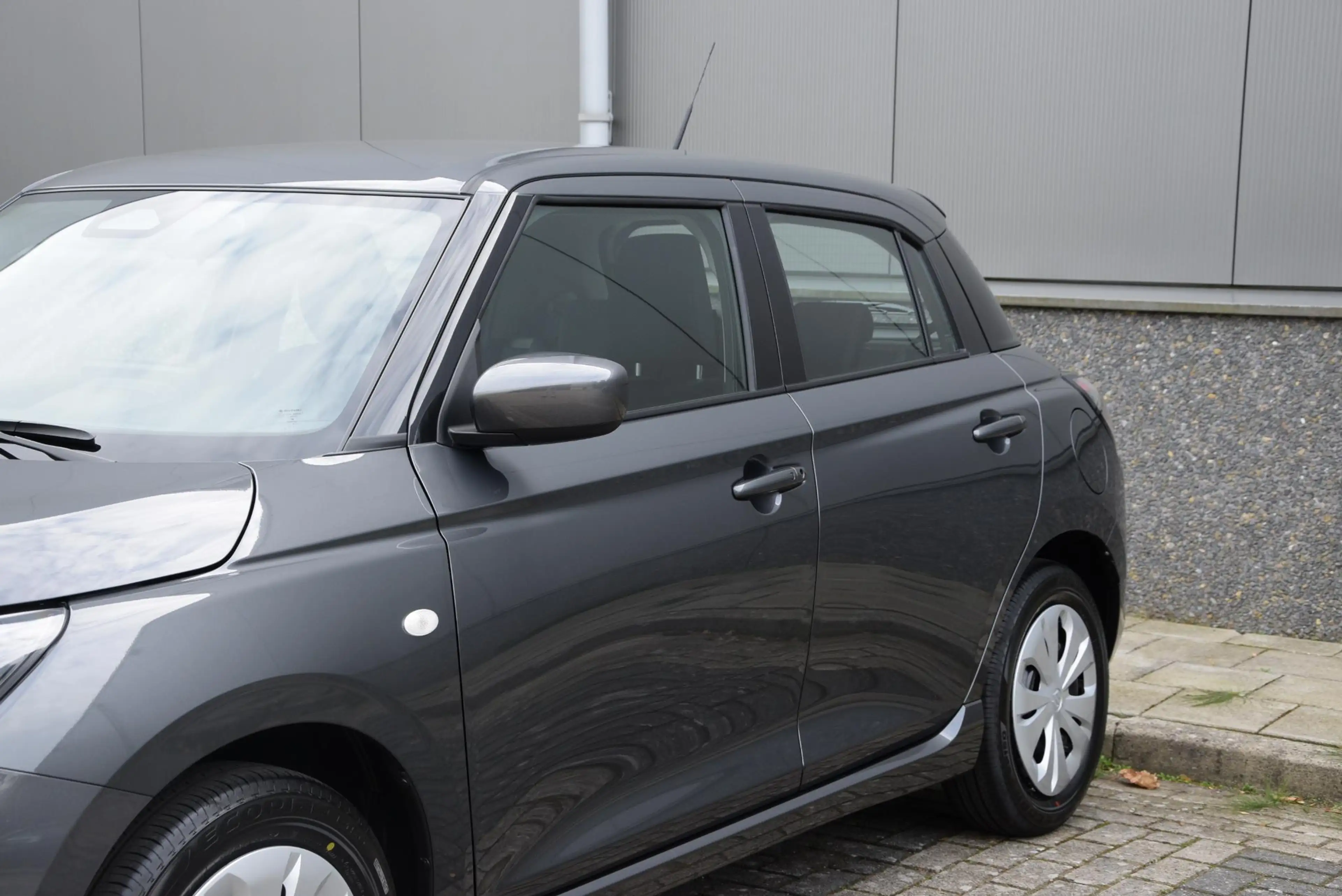 Suzuki Swift 1.2 Comfort Smart Hybrid | Fysiek aanwezig!! | 10 — photo 33