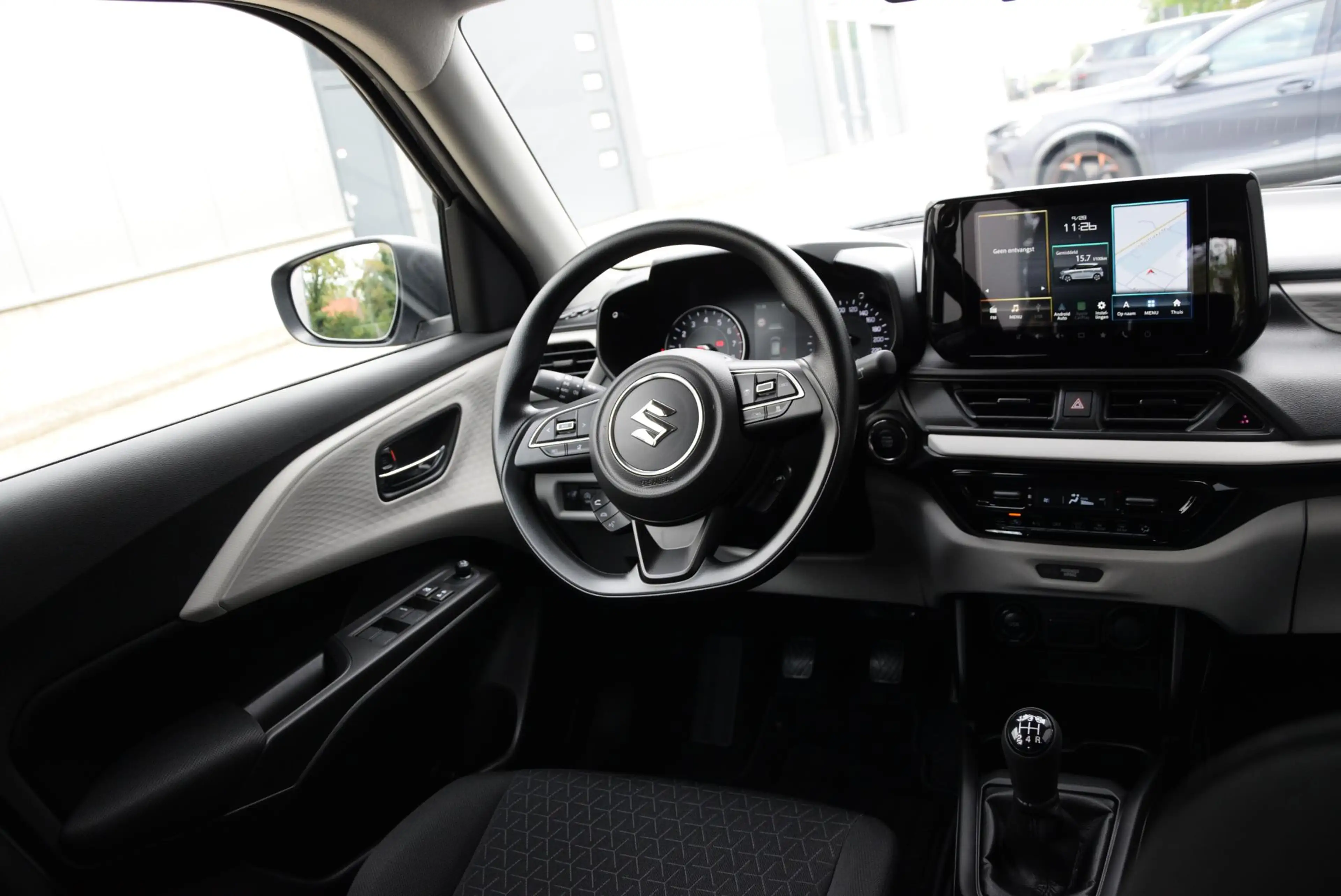 Suzuki Swift 1.2 Comfort Smart Hybrid | Fysiek aanwezig!! | 10 — photo 29