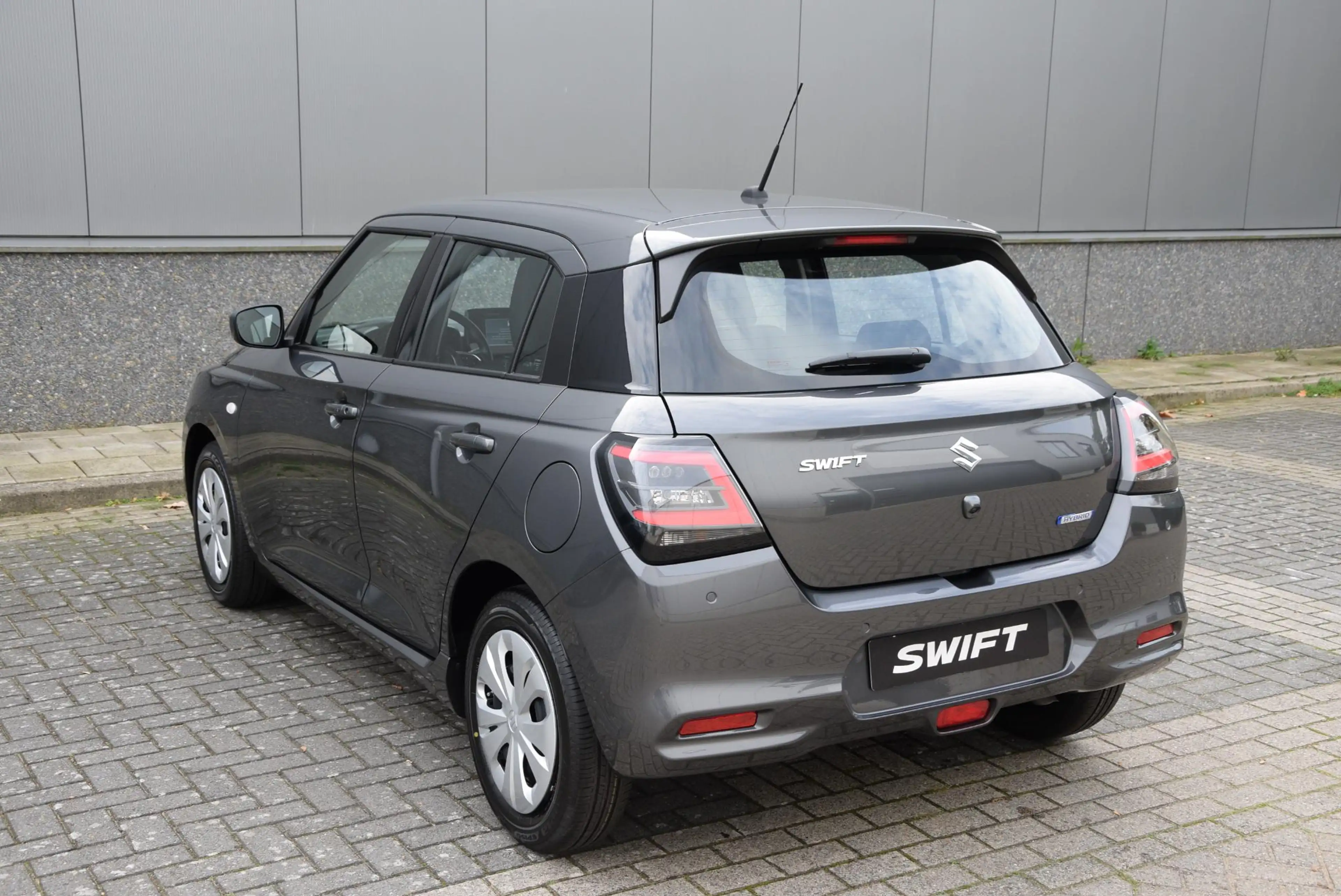 Suzuki Swift 1.2 Comfort Smart Hybrid | Fysiek aanwezig!! | 10 — photo 34
