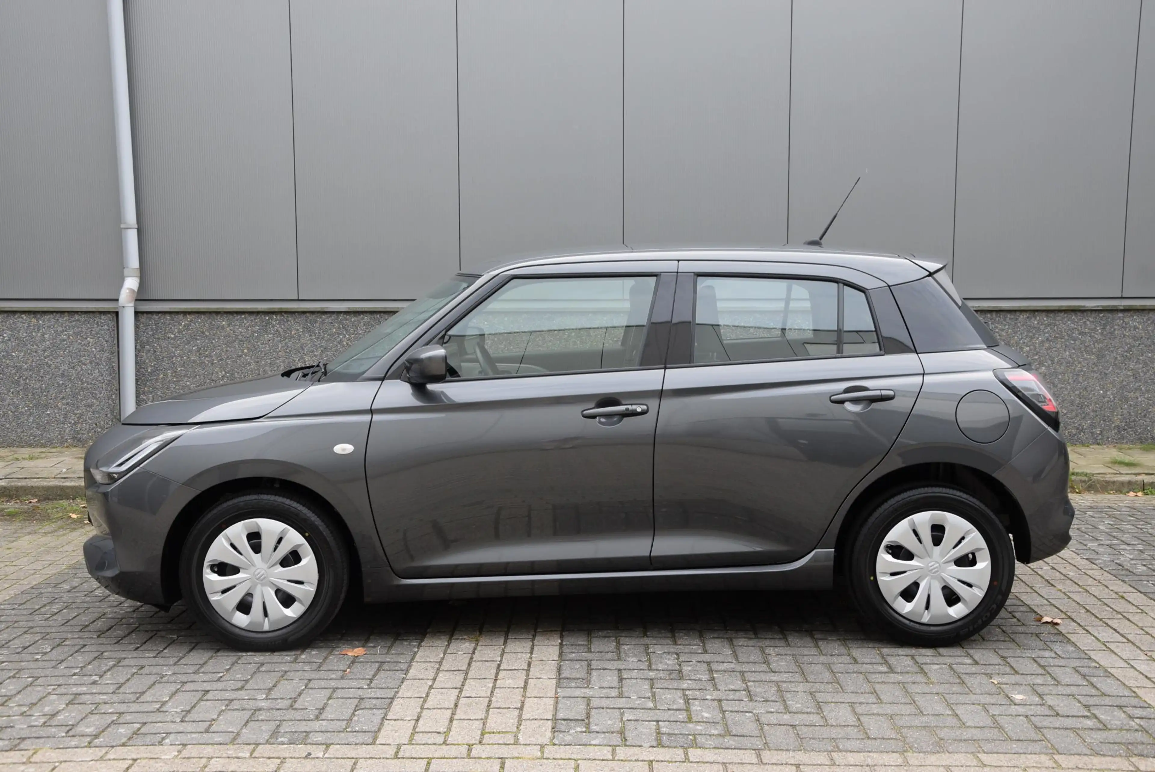 Suzuki Swift 1.2 Comfort Smart Hybrid | Fysiek aanwezig!! | 10 — photo 5