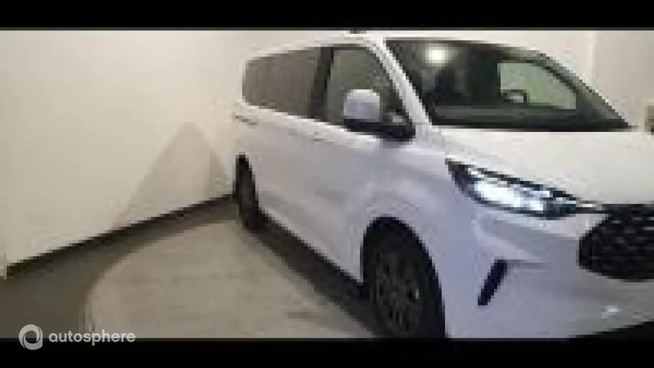 Ford Tourneo Custom 2026