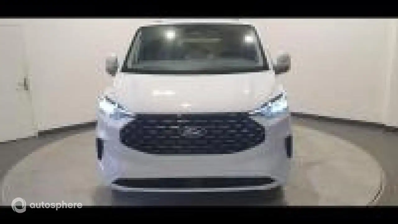 Ford Tourneo Custom 2026