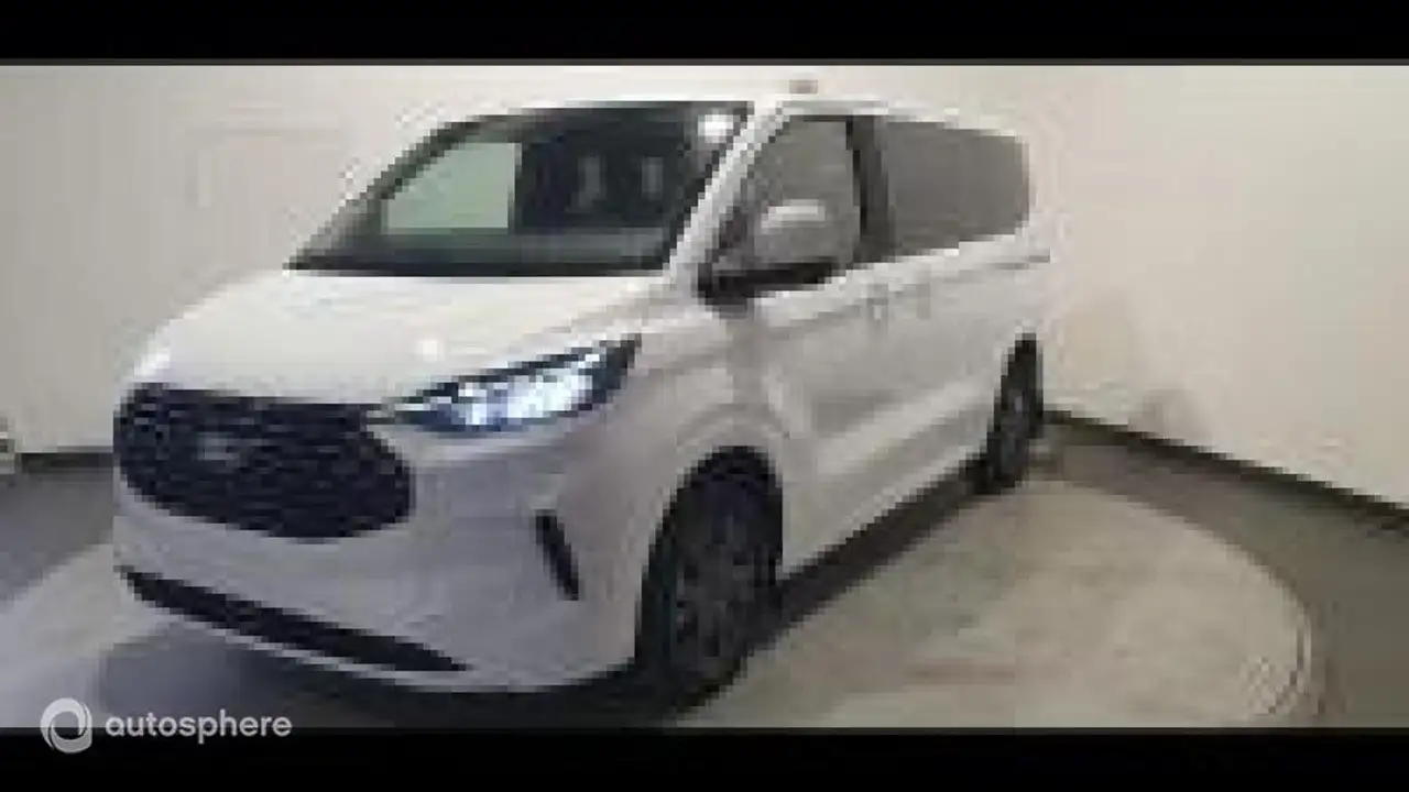 Ford Tourneo Custom 2026
