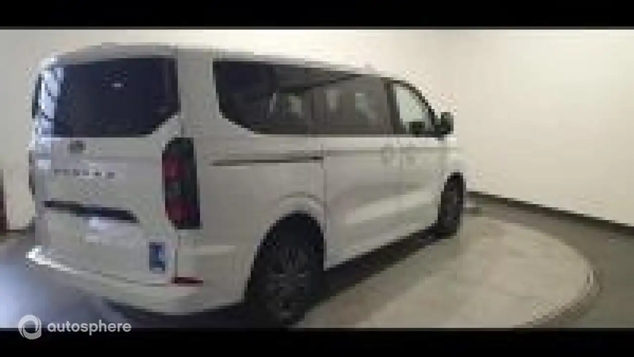 Ford Tourneo Custom 2026