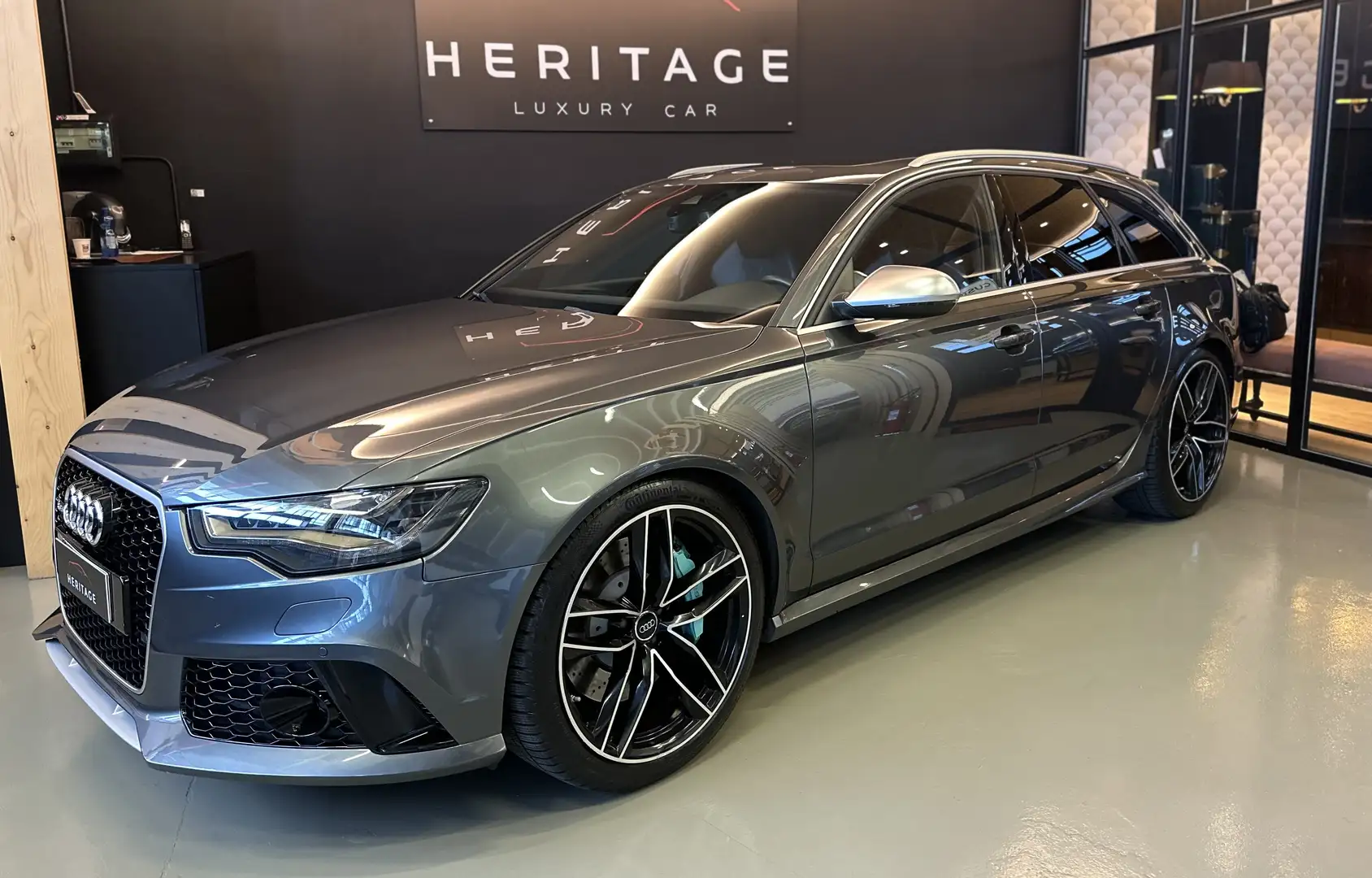 Audi RS6 Avant 4.0 tfsi quattro full leggi descrizione Grau - 1