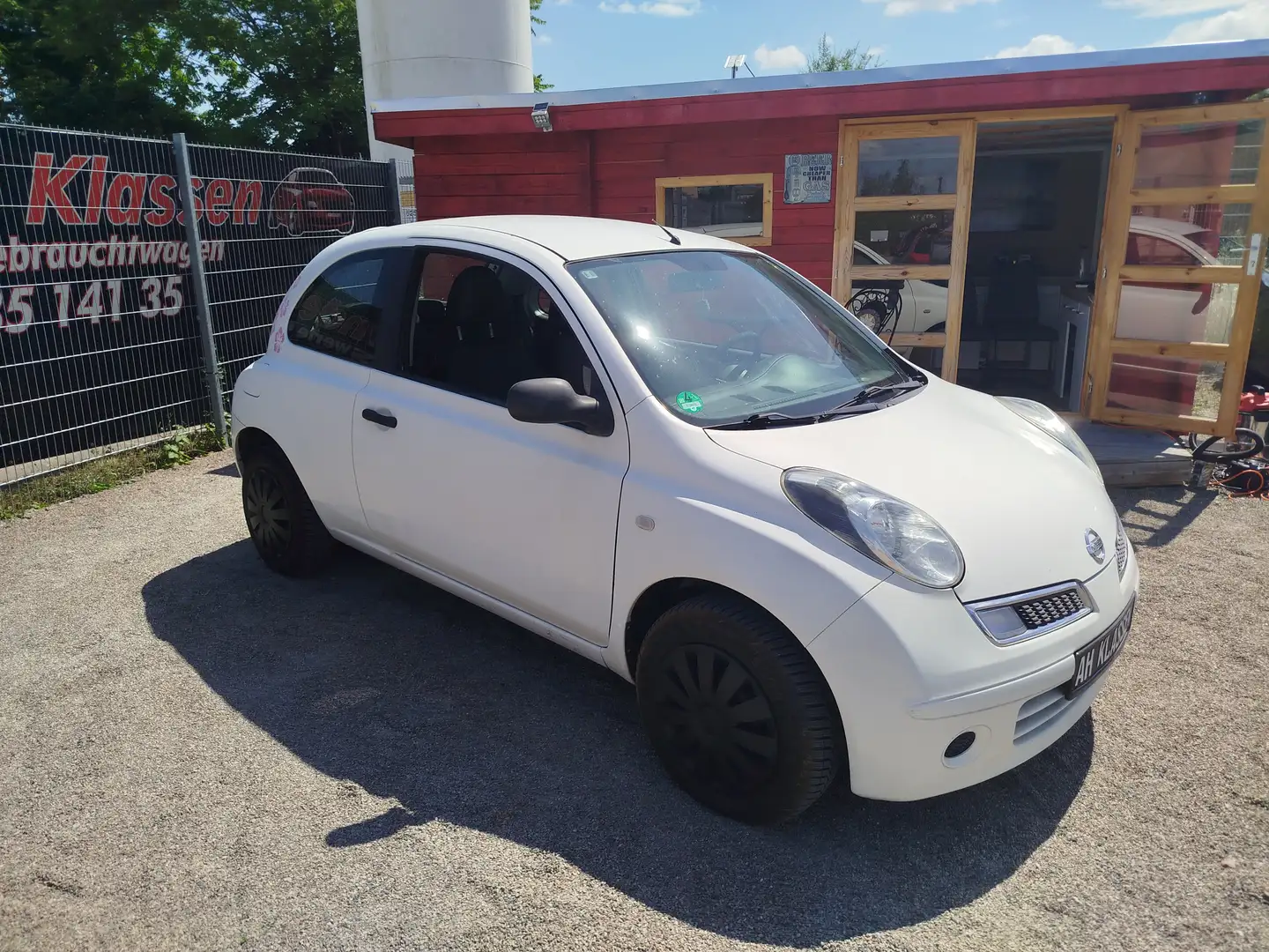 Nissan Micra Wit - 1