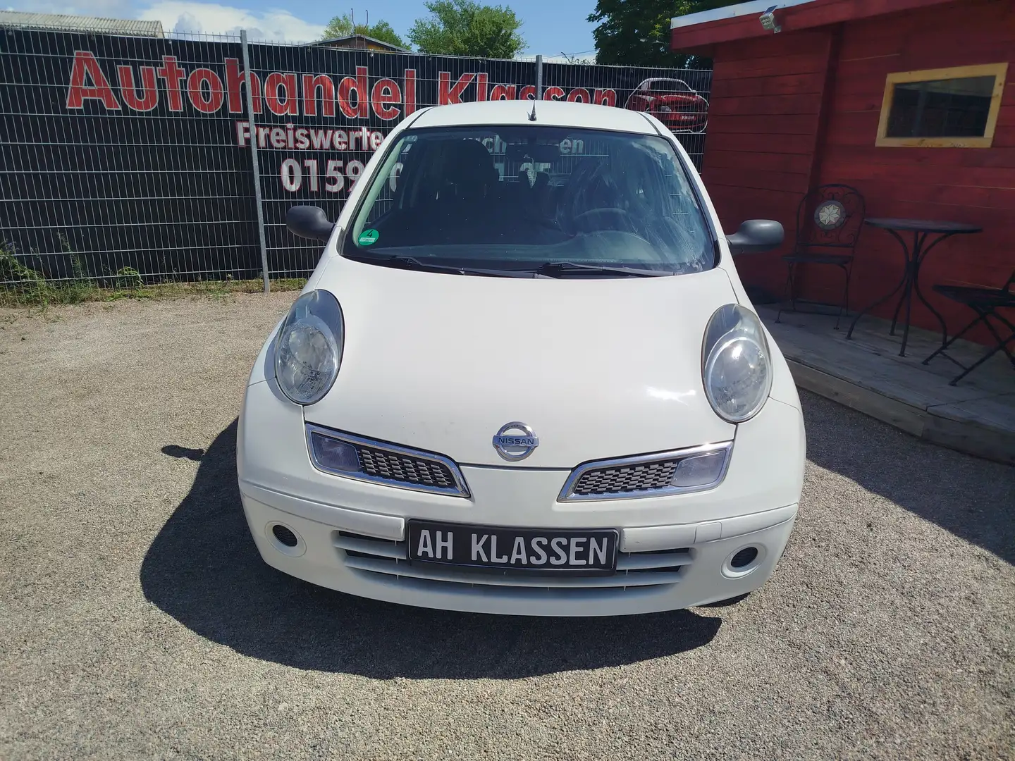 Nissan Micra Wit - 2