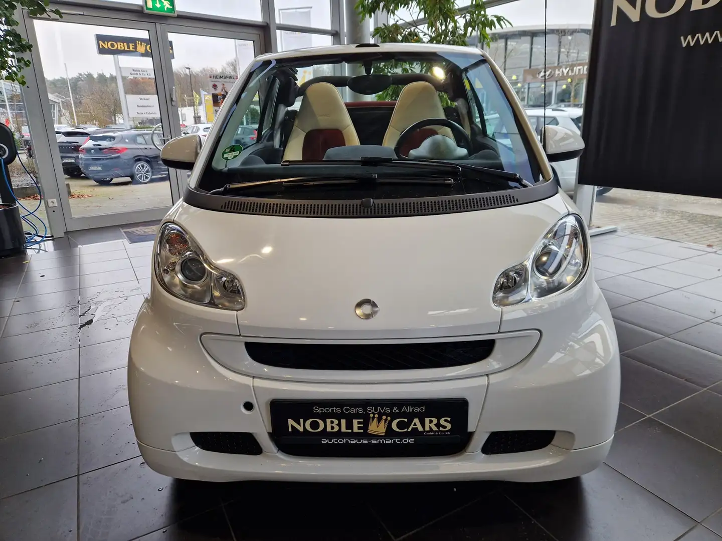 smart forTwo cabrio Passion mhd 52 kW KLIMA SHZ ALU Weiß - 2