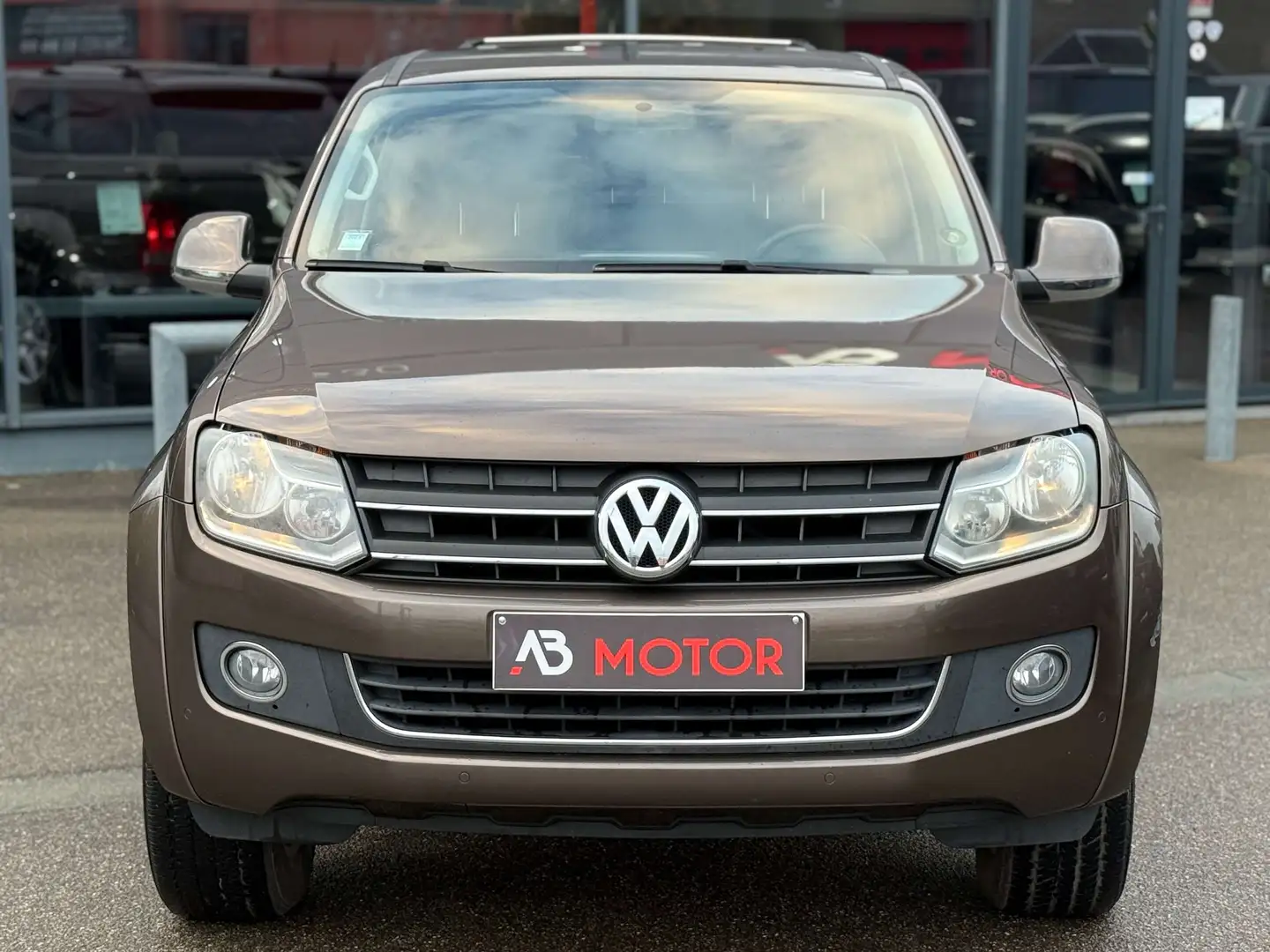 Volkswagen Amarok 2.0CRTDi 4MOTION 180CV TVAC CUIR GPS ATT.REM CRUIS Braun - 2