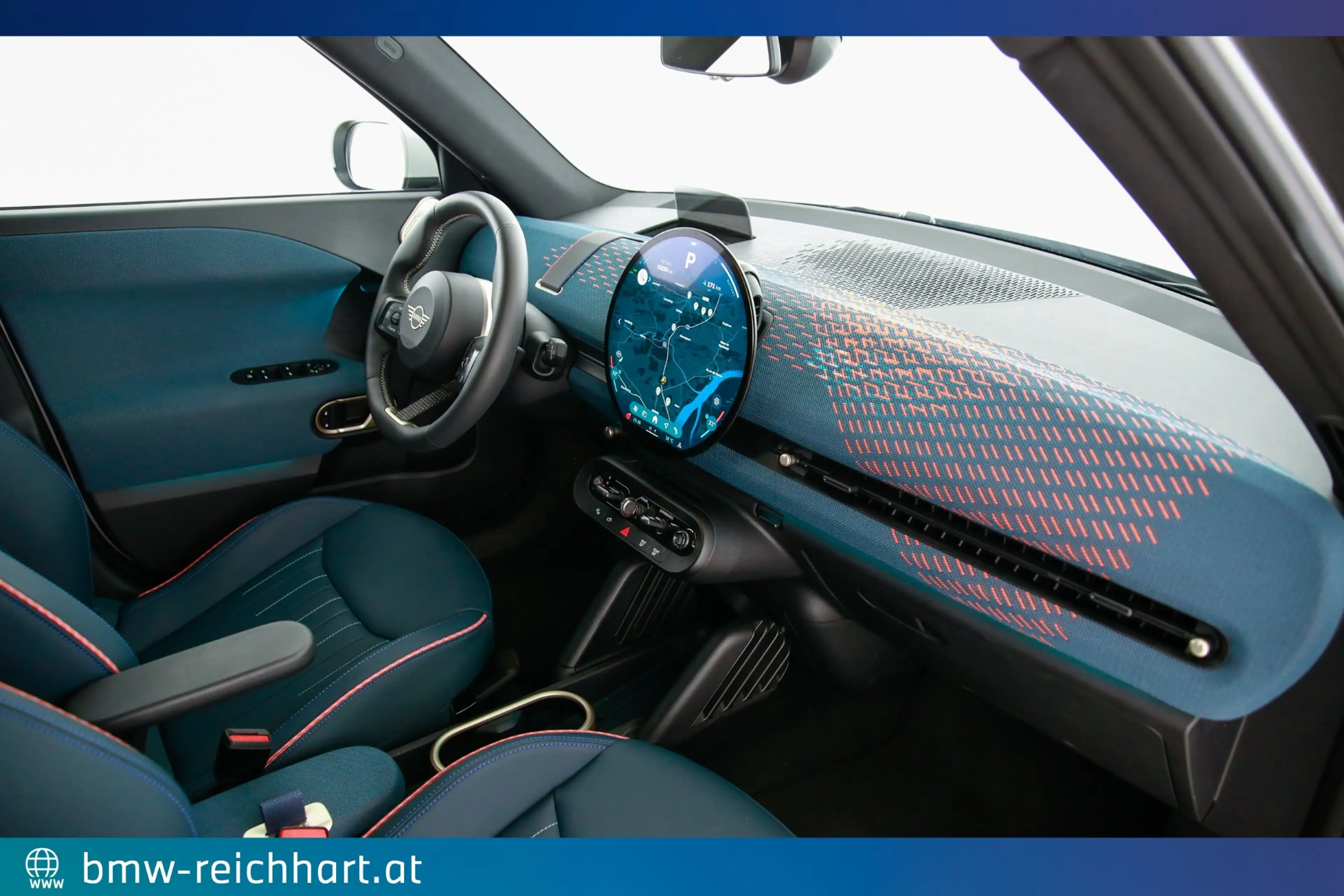 MINI Aceman E Paket L / Panorama / Driving Assistant / Park.Ass. Plus / JCW Sitze / Komfortzugang / Harman Kardo — photo 12