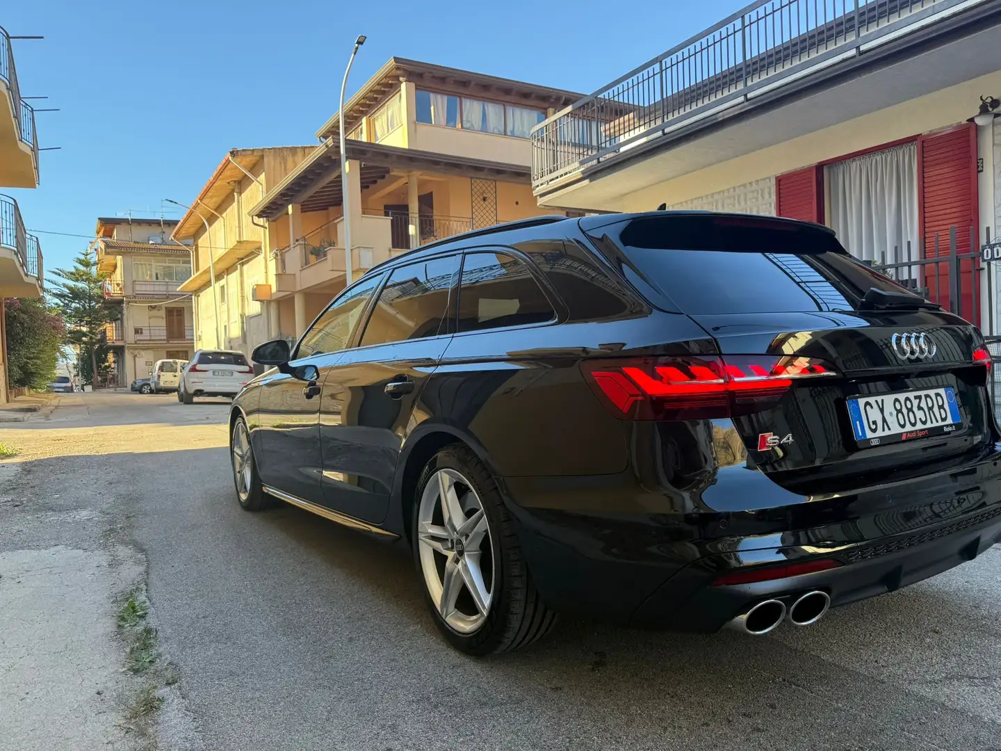 Audi S4 A4  Avant 3.0 tdi Sport Attitude quattro 341cv Schwarz - 2