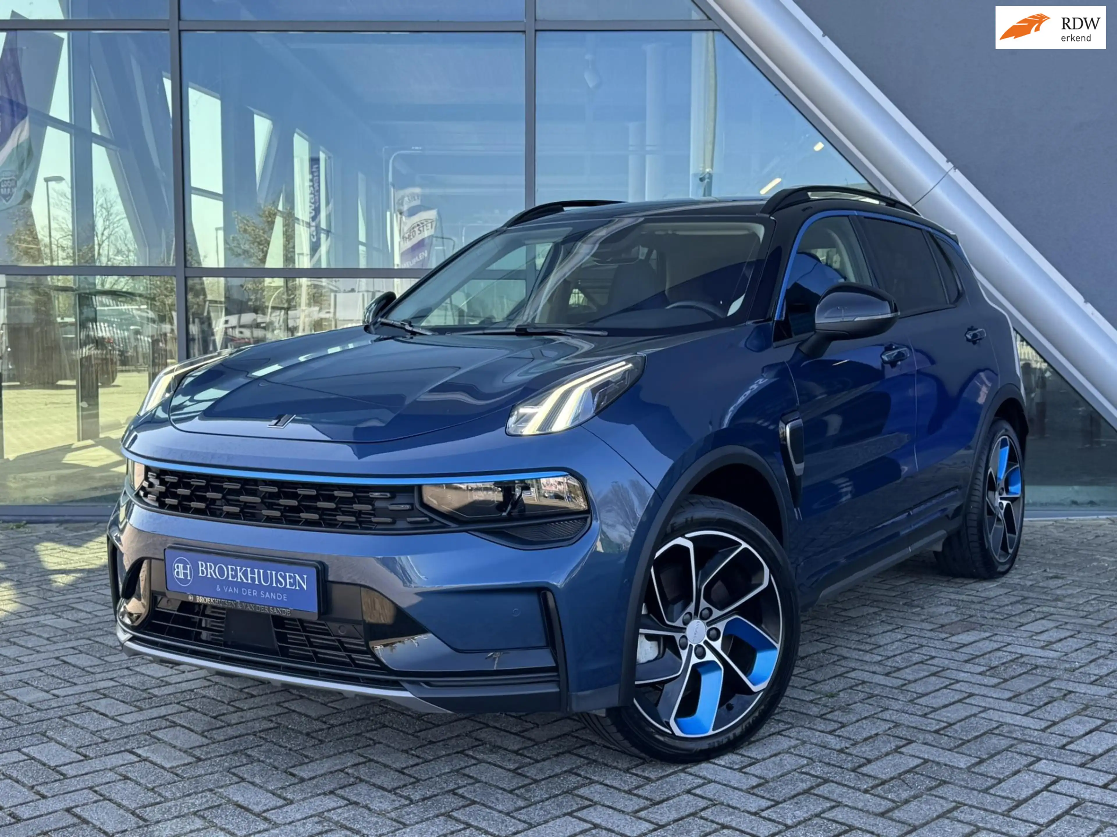 Lynk & Co 01 1.5 6,6 Kwh Accu 261pk Panoramadak / 360 Camera /