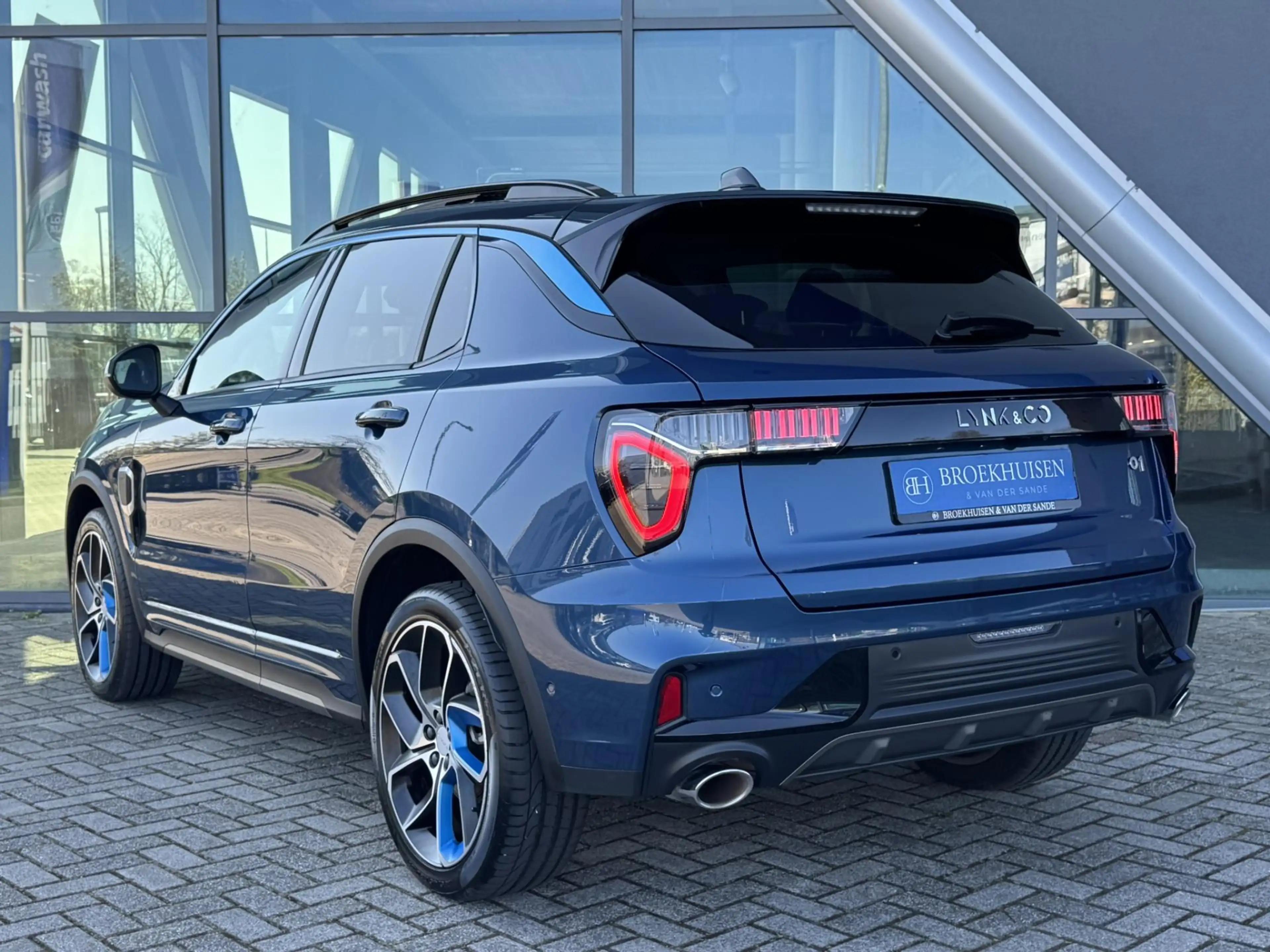 Lynk & Co 01 1.5 6,6 Kwh Accu 261pk Panoramadak / 360 Camera / — photo 4