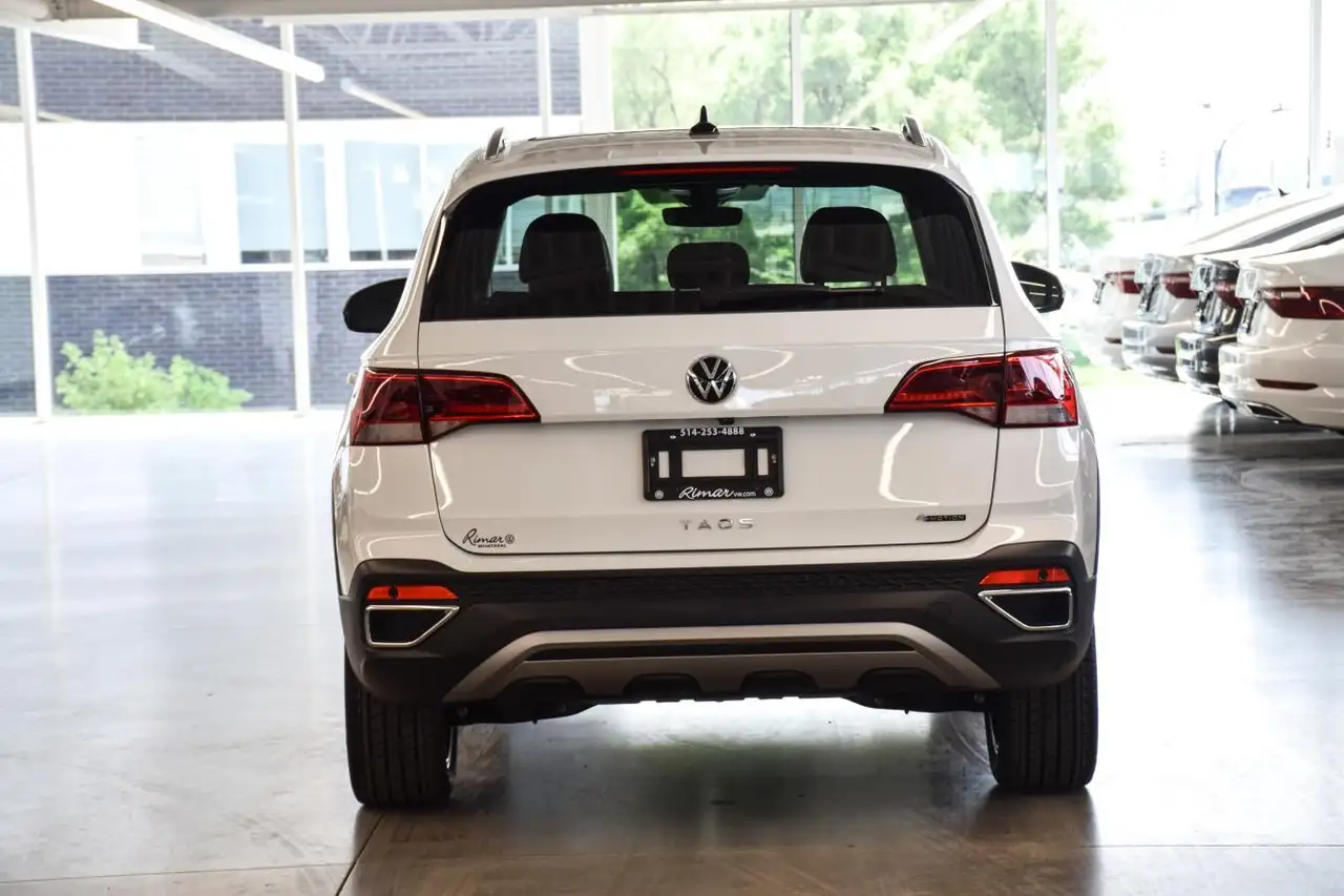 Volkswagen Taos photo Volkswagen Taos
