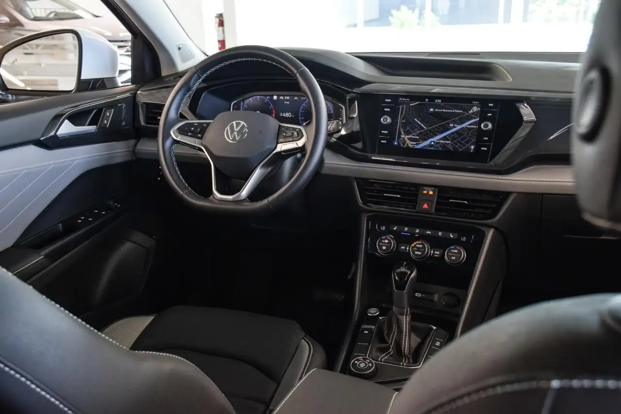 Volkswagen Taos photo Volkswagen Taos