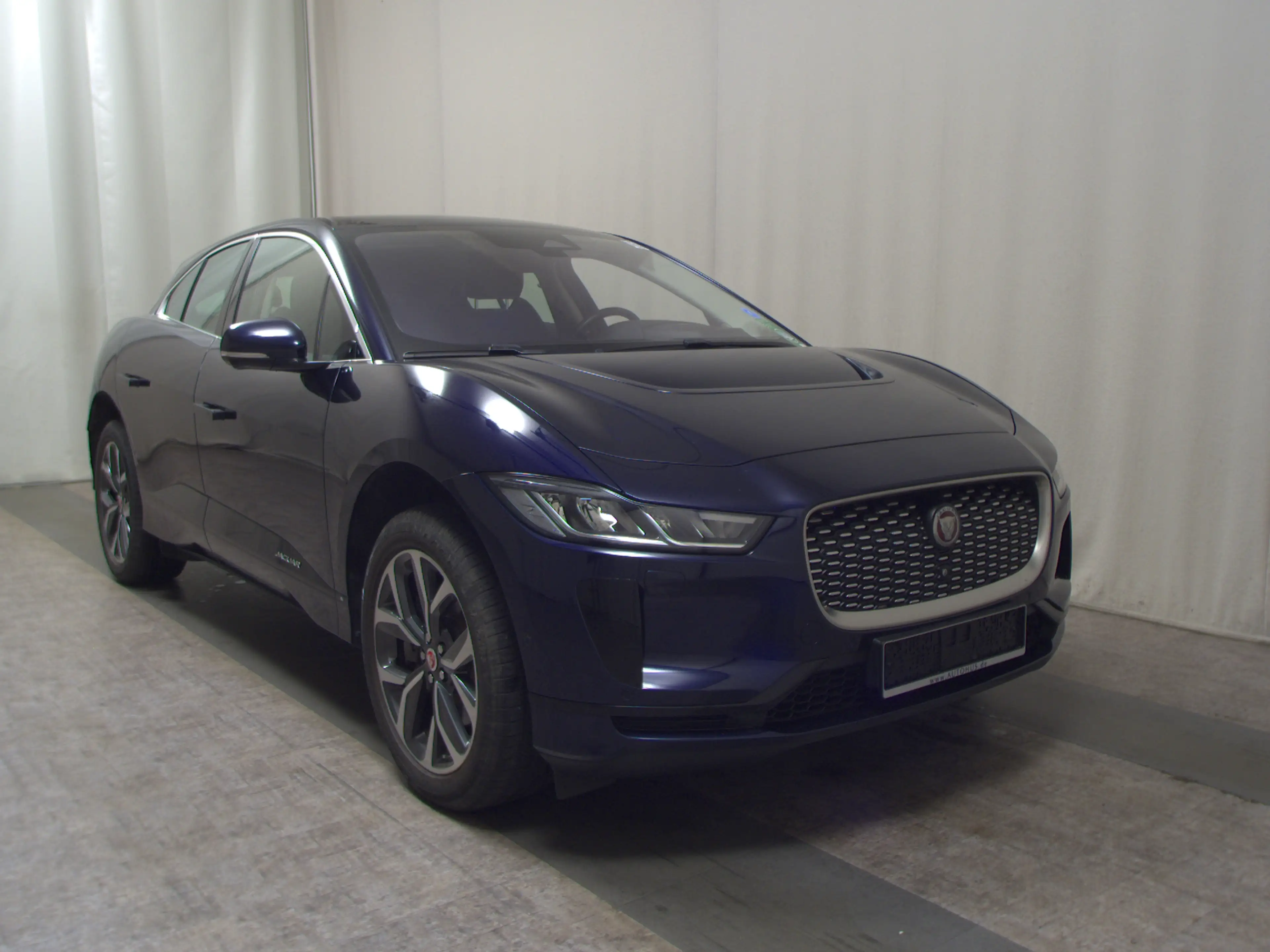 Jaguar I-Pace EV320 Navi LED HuD 360°- Kamera ACC — photo 3