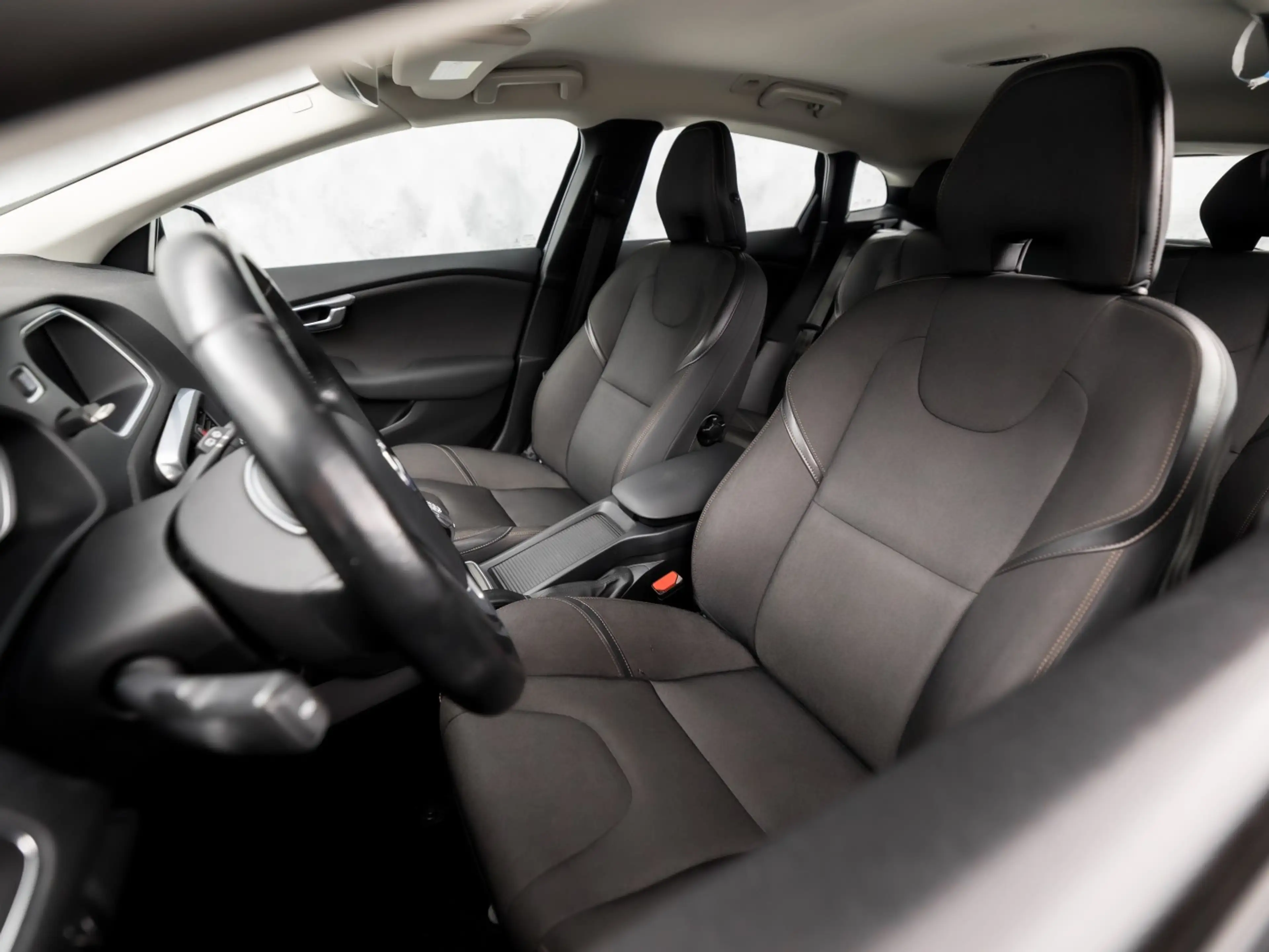 Volvo V40 Cross Country 1.6 T4 Sport 179Pk (NAVIGATIE, CLIMATE, TREKHAAK, — photo 13