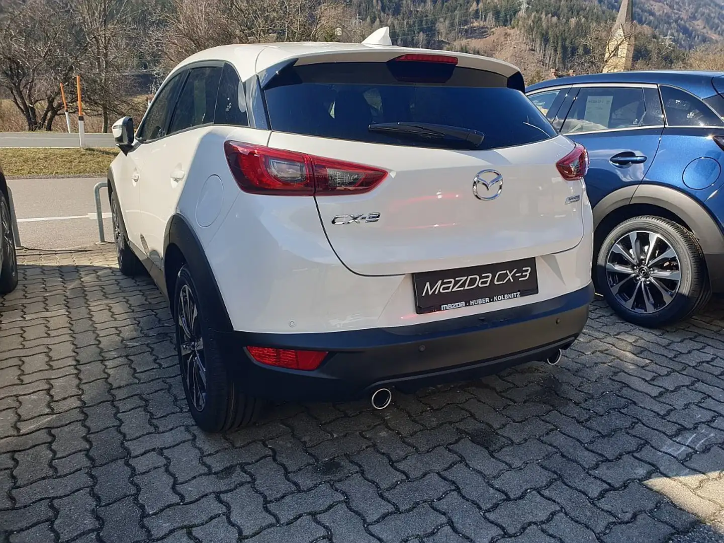 Mazda CX-3 G121 Takumi Weiß - 2