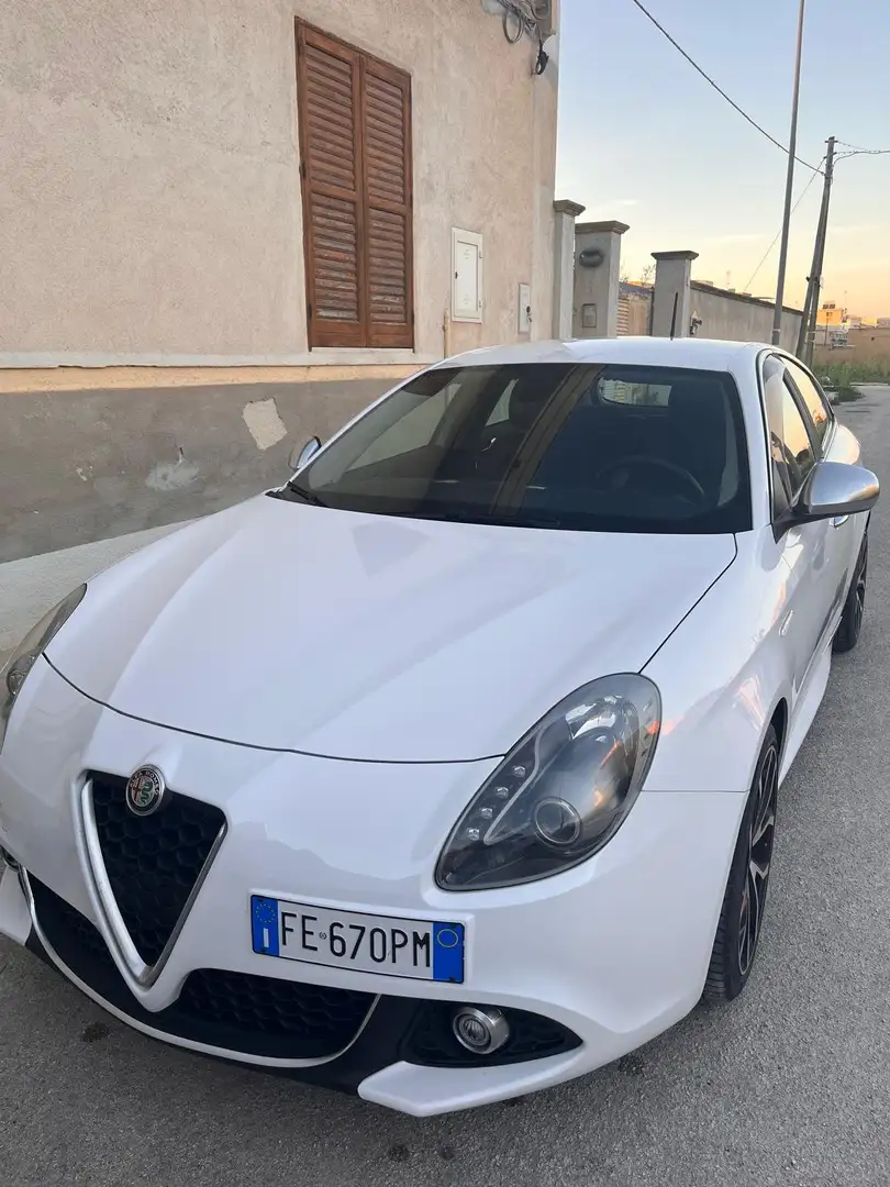 Alfa Romeo Giulietta Giulietta III 2016 1.4 t. 120cv Bianco - 1
