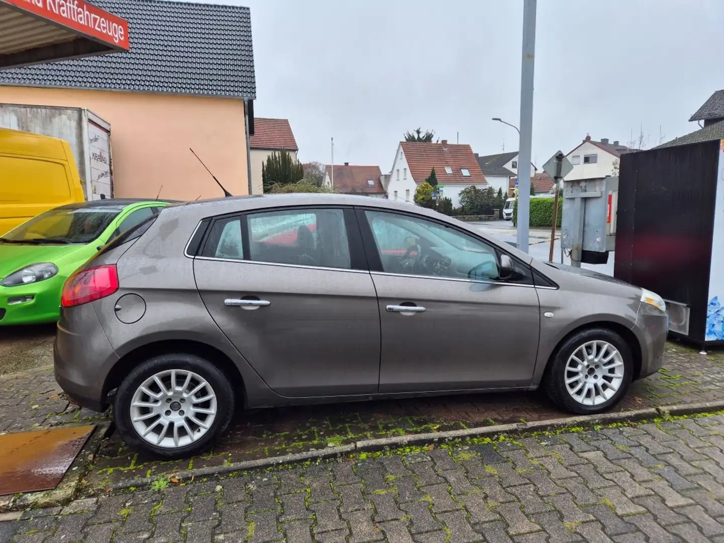 Fiat Bravo Bravo 1.4 T-JET 16V Emotion Klimatronik+PDS Braun - 2