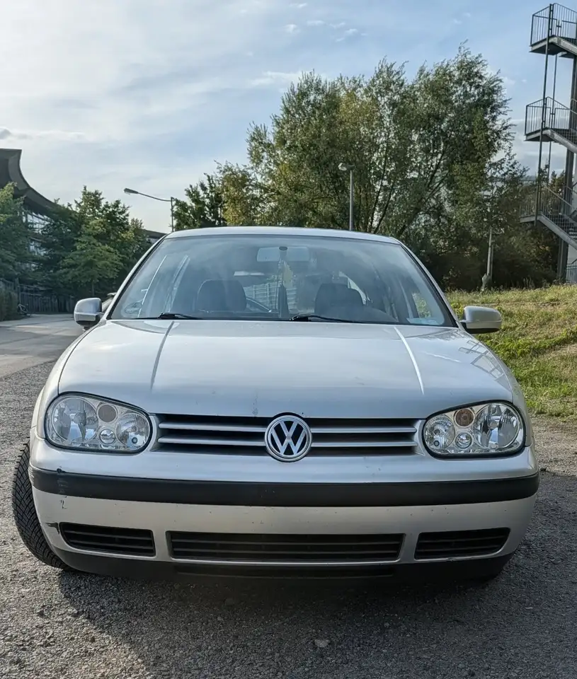 Volkswagen Golf 1.9 TDI Special Edition, foto 1