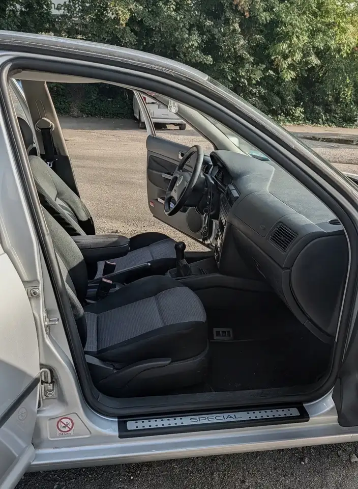 Volkswagen Golf 1.9 TDI Special Edition, foto 9