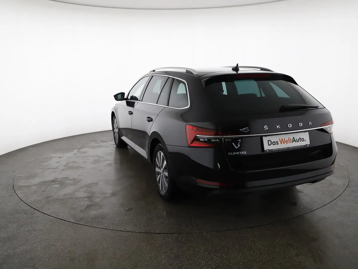 Skoda Superb Style TDI DSG Schwarz - 2