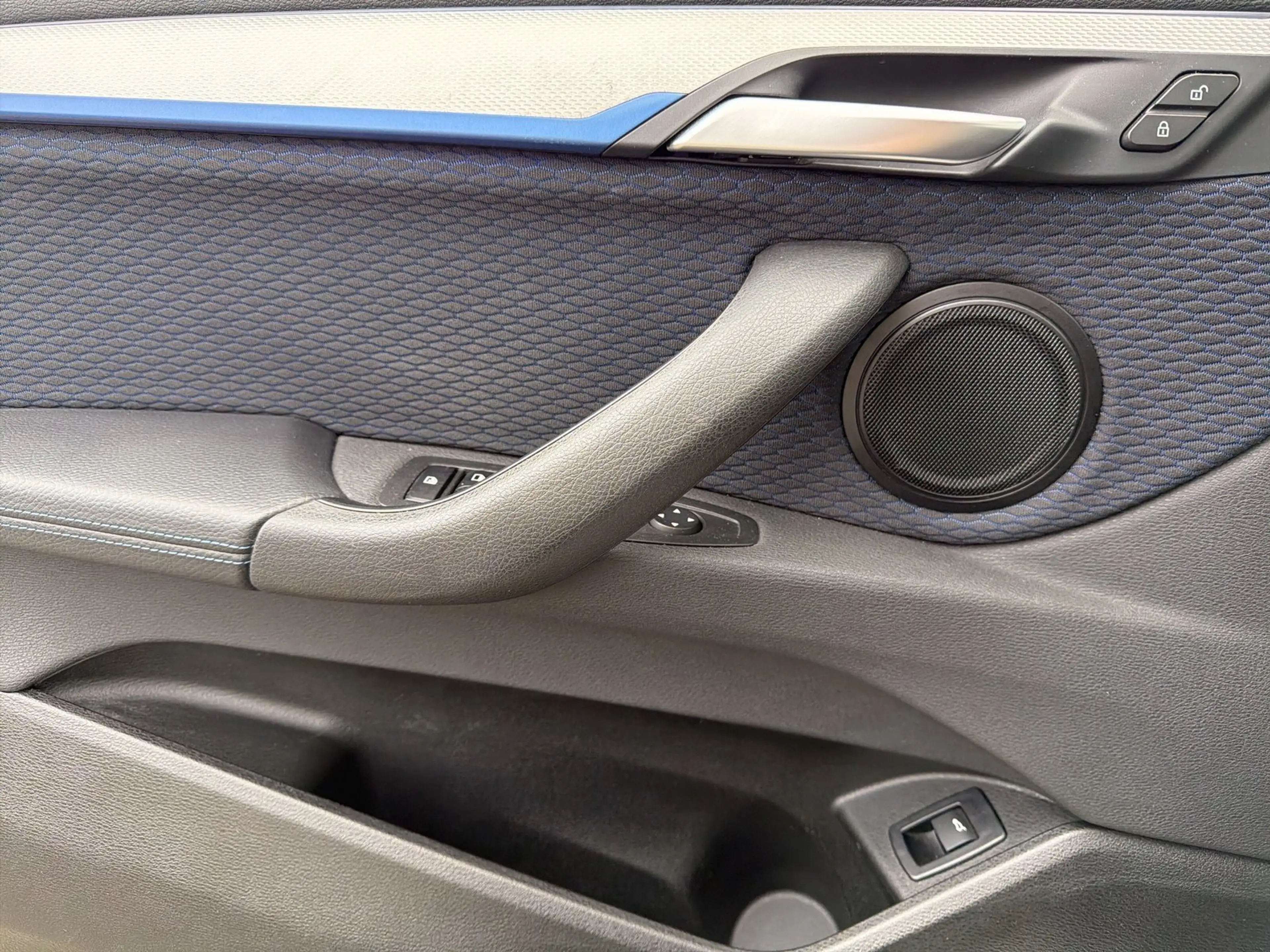 BMW X2 xDrive20d M Sport NAVI PLUS.HUD.RFK.PARKASSIS — photo 10