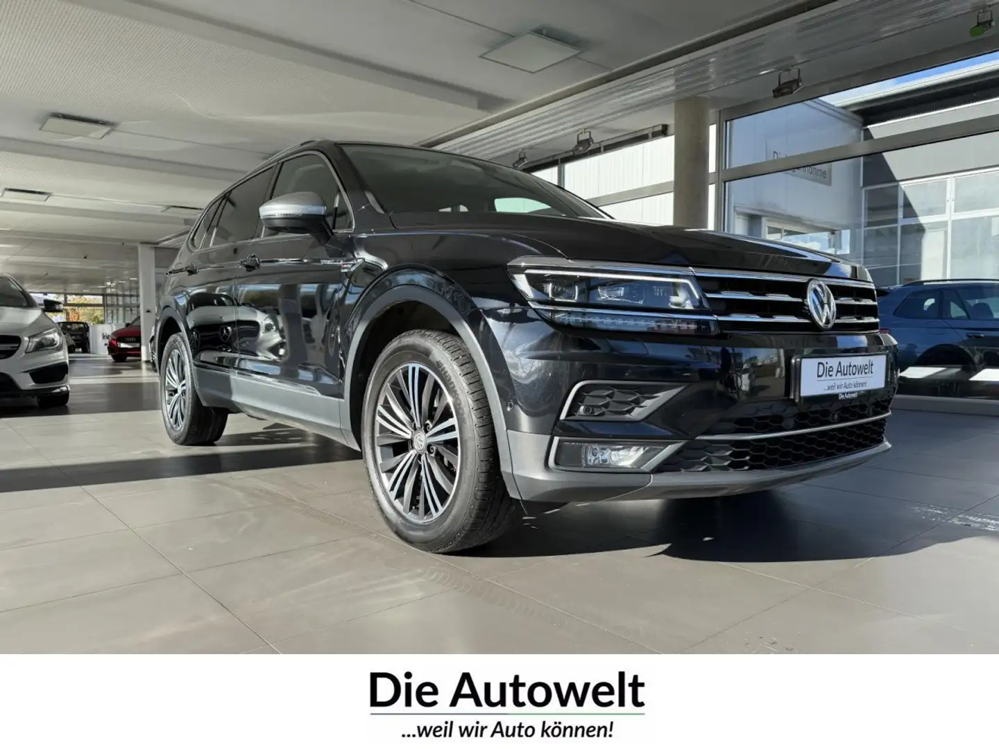 Volkswagen Tiguan Allspace Highl 4M 2.0 TSI DSG 7 SITZ AHK Klima Navi Schwarz - 1