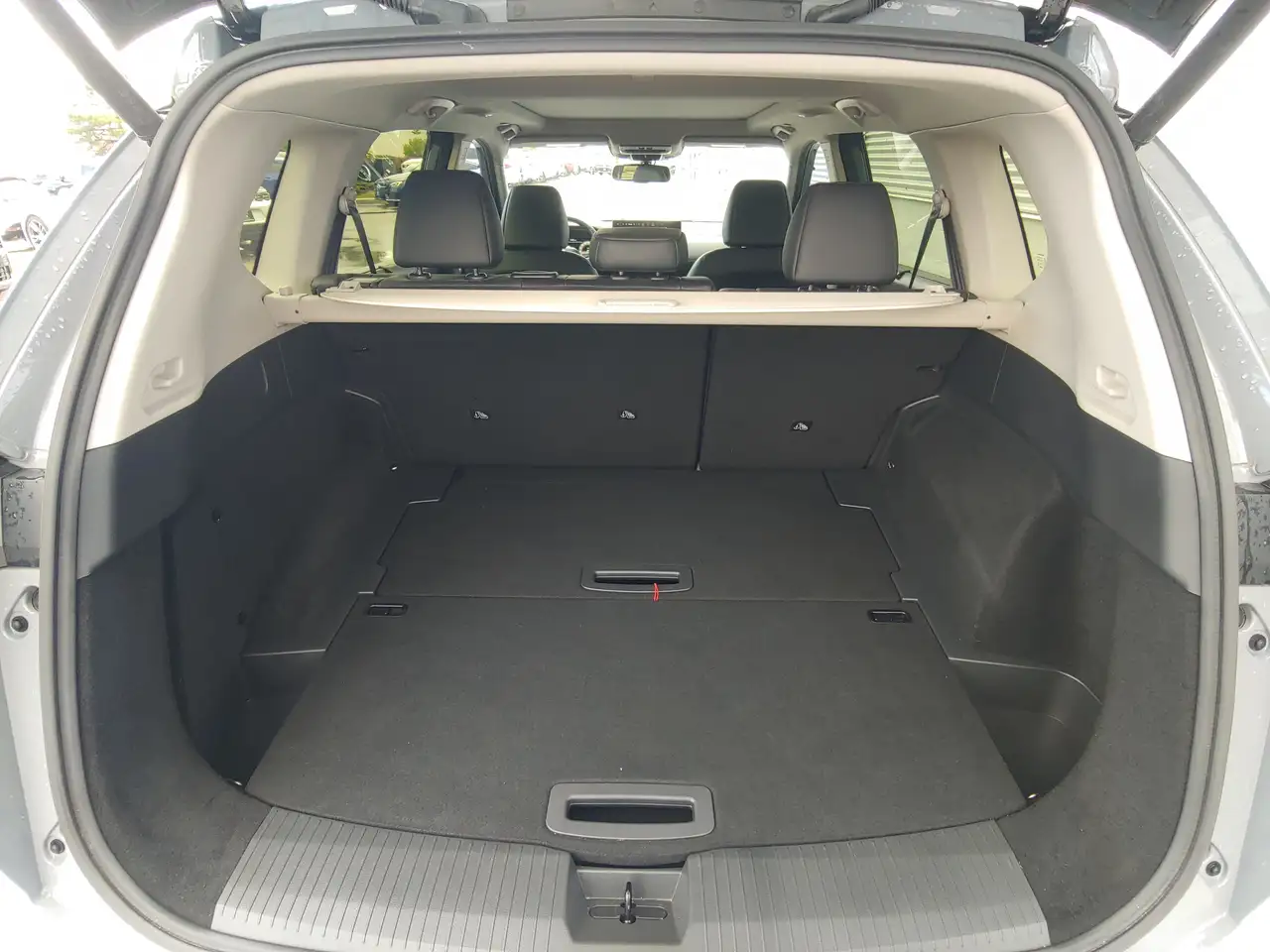 Nissan Rogue fotografie Nissan Rogue