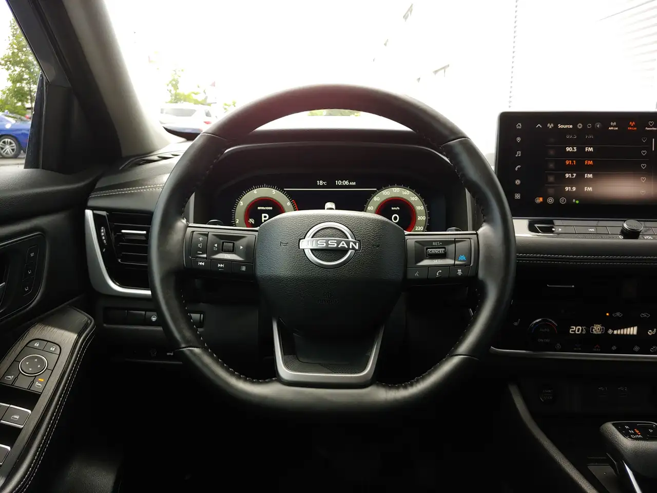 Nissan Rogue fotografie Nissan Rogue