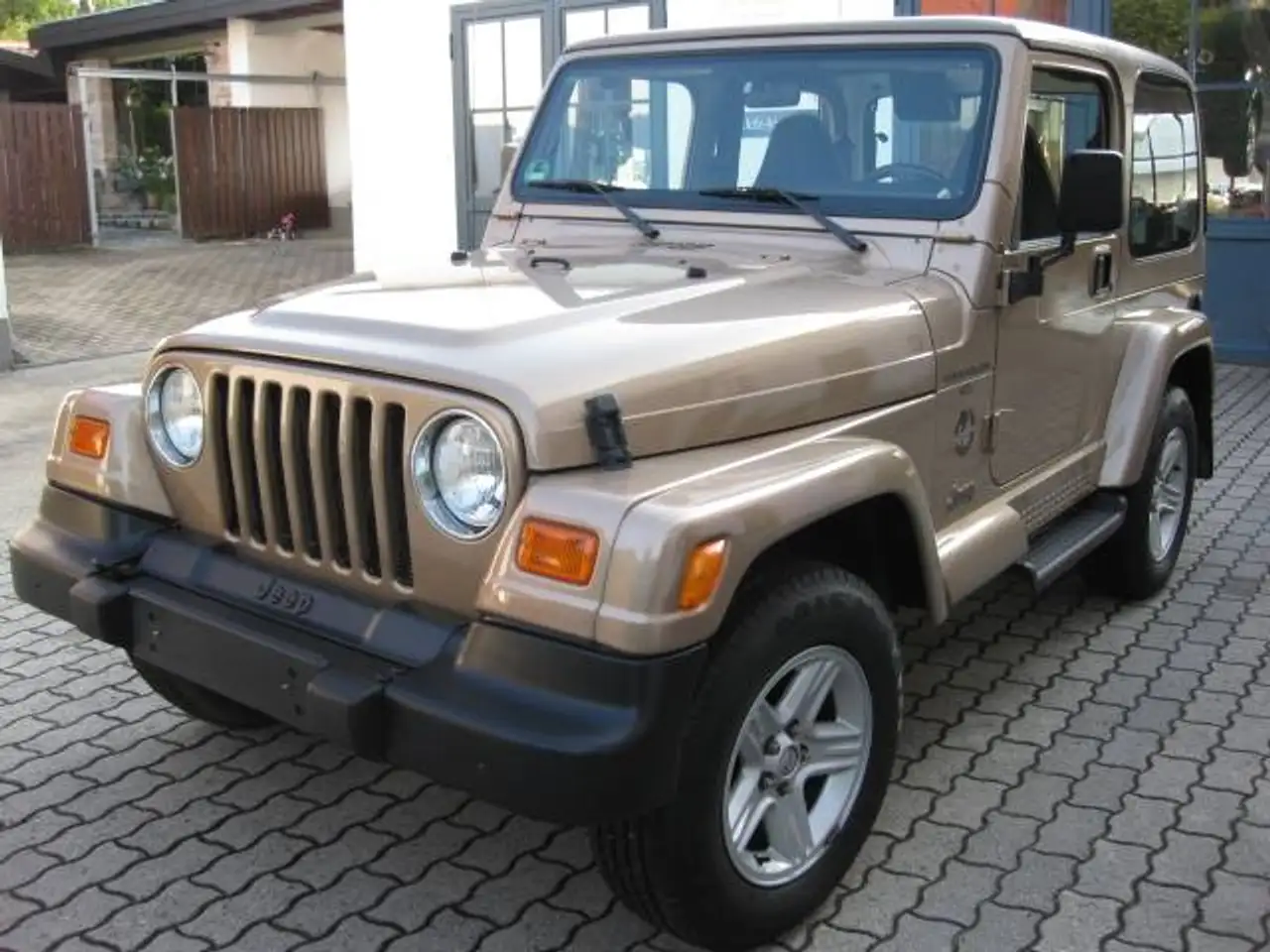 Jeep Wrangler 4.0 Sport Sahara Top 1.Hand, foto 1