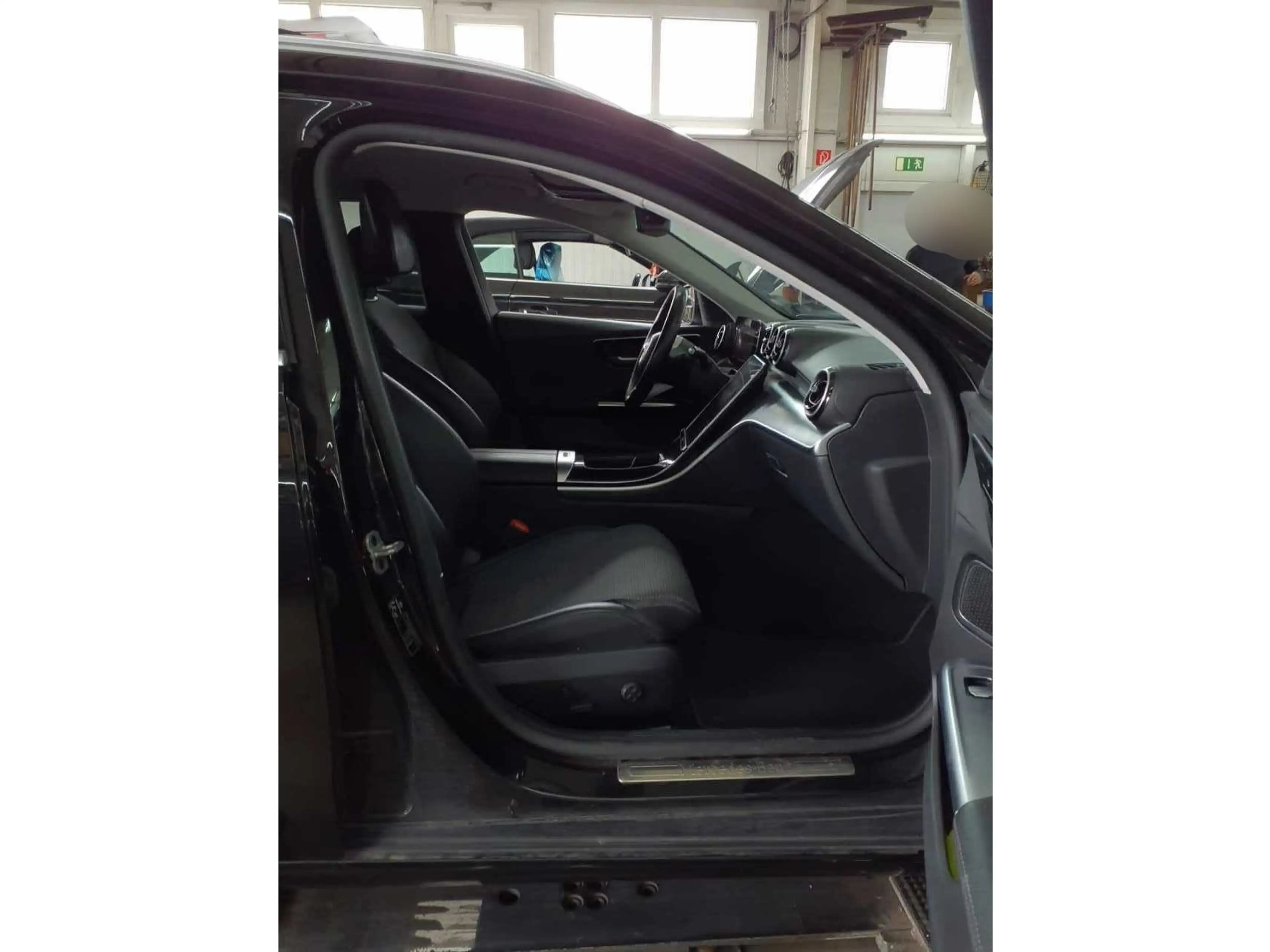 Mercedes-Benz C 200 d T Avantgarde AHK El.Heckkl. Key LED Lane — photo 10