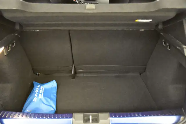 Dacia Sandero view 15
