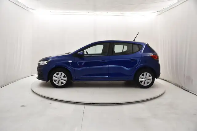 Dacia Sandero view 2
