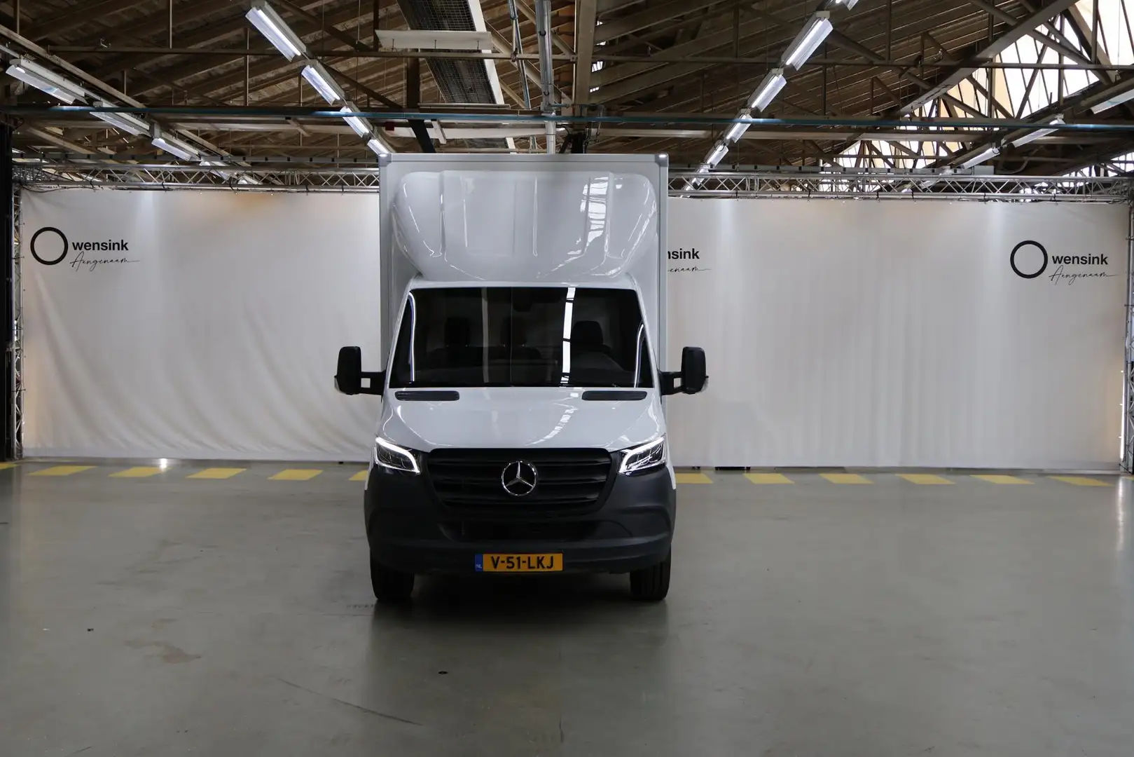 Mercedes-Benz Sprinter 317 CDI Aut. | L3 | Select | Bakwagen met Laadklep Wit - 2