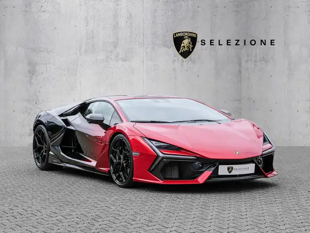 Lamborghini Revuelto Fading Rosso Bia to Nero Granatus
