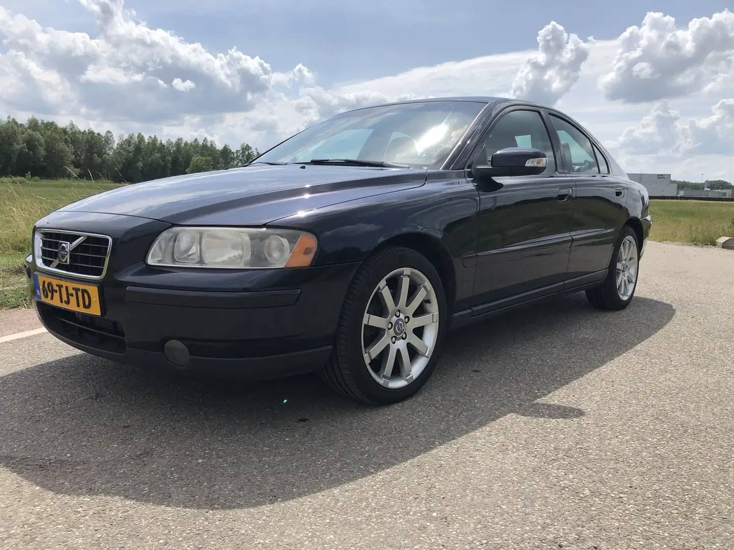 Volvo S60 2.4 140 Drivers Edition Bleu - 1