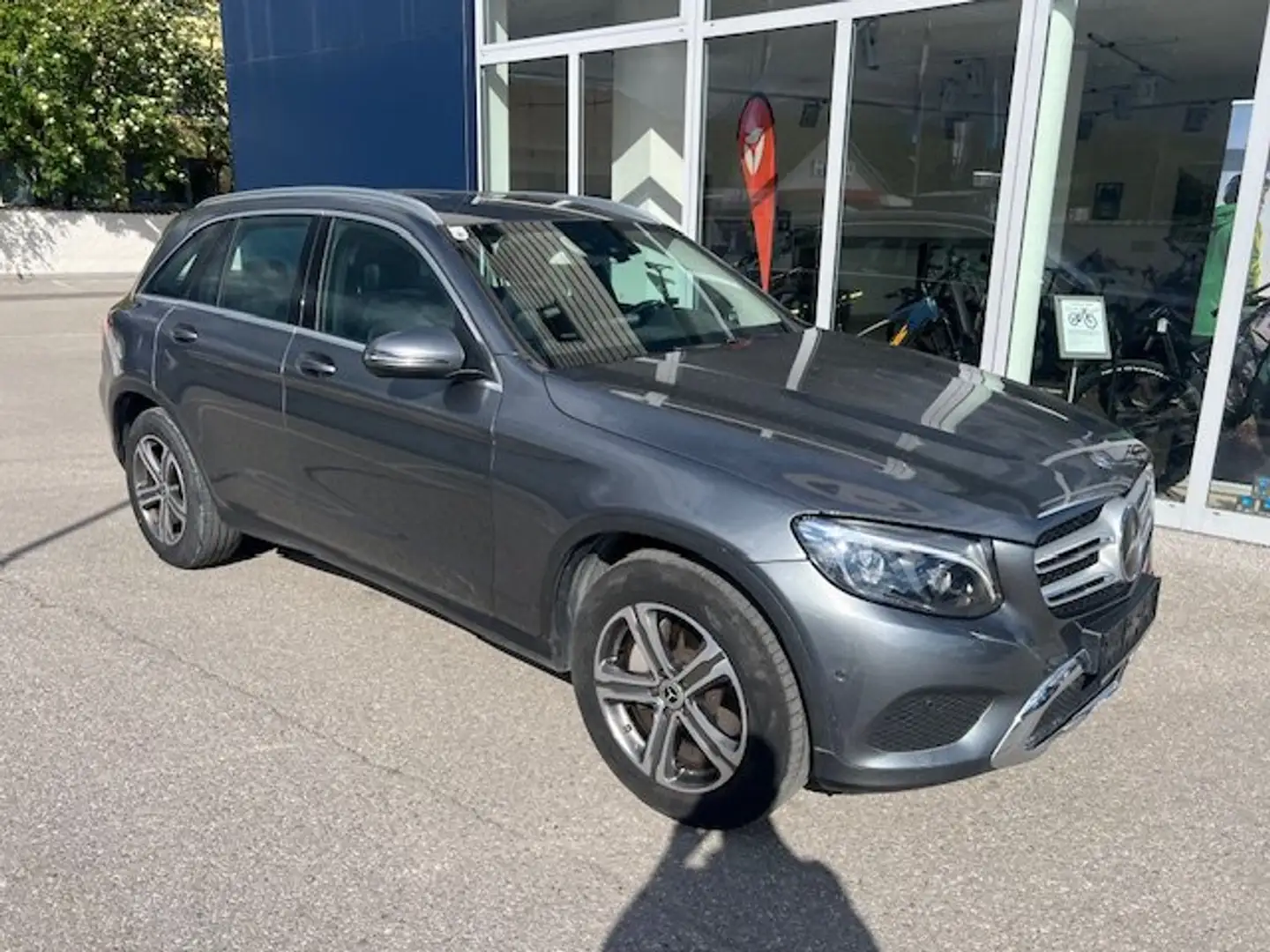 Mercedes-Benz GLC 220 GLC 220 d 4Matic Grau - 1