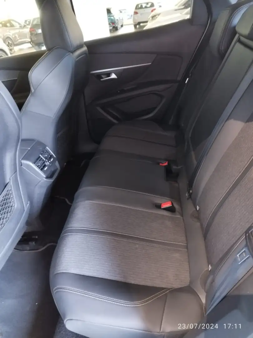 Peugeot 3008 1.5BlueHDi GT Line S&S 130 Blanc - 2